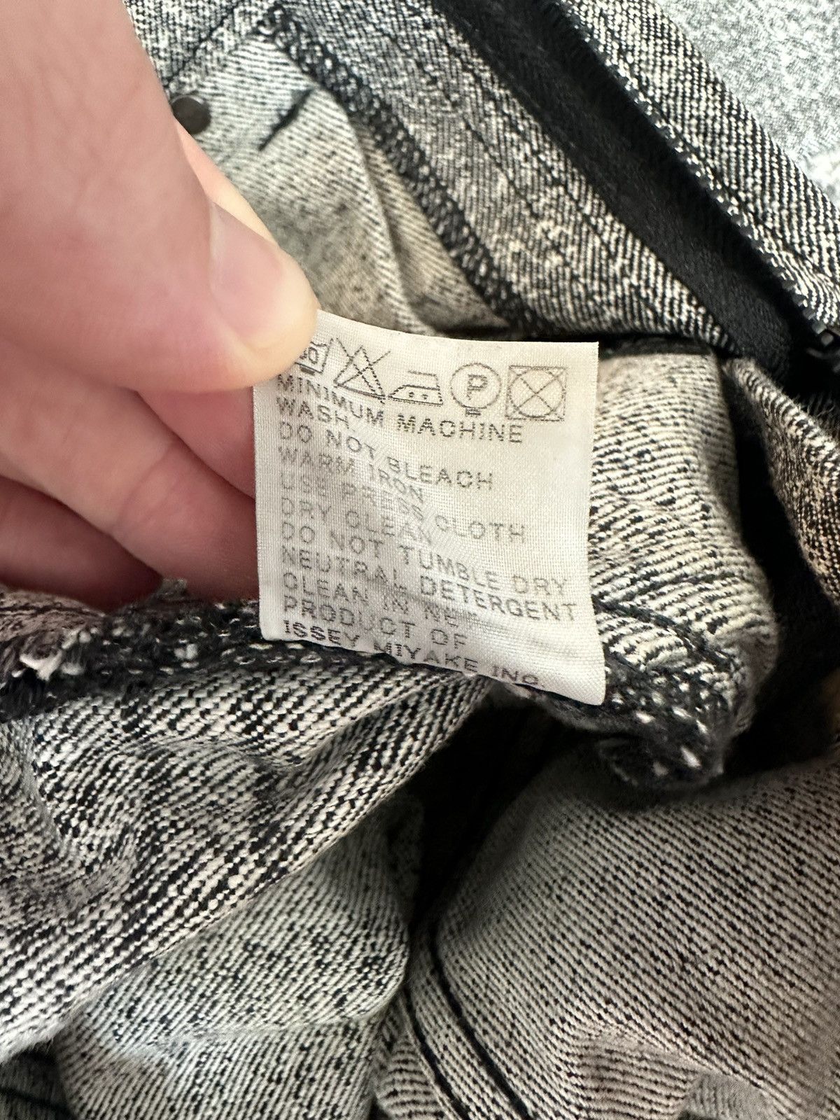 Issey Miyake Issey Miyake A-Poc men’s jeans. Size 32. VERY RARE! Size US 32 / EU 48 - 5 Thumbnail