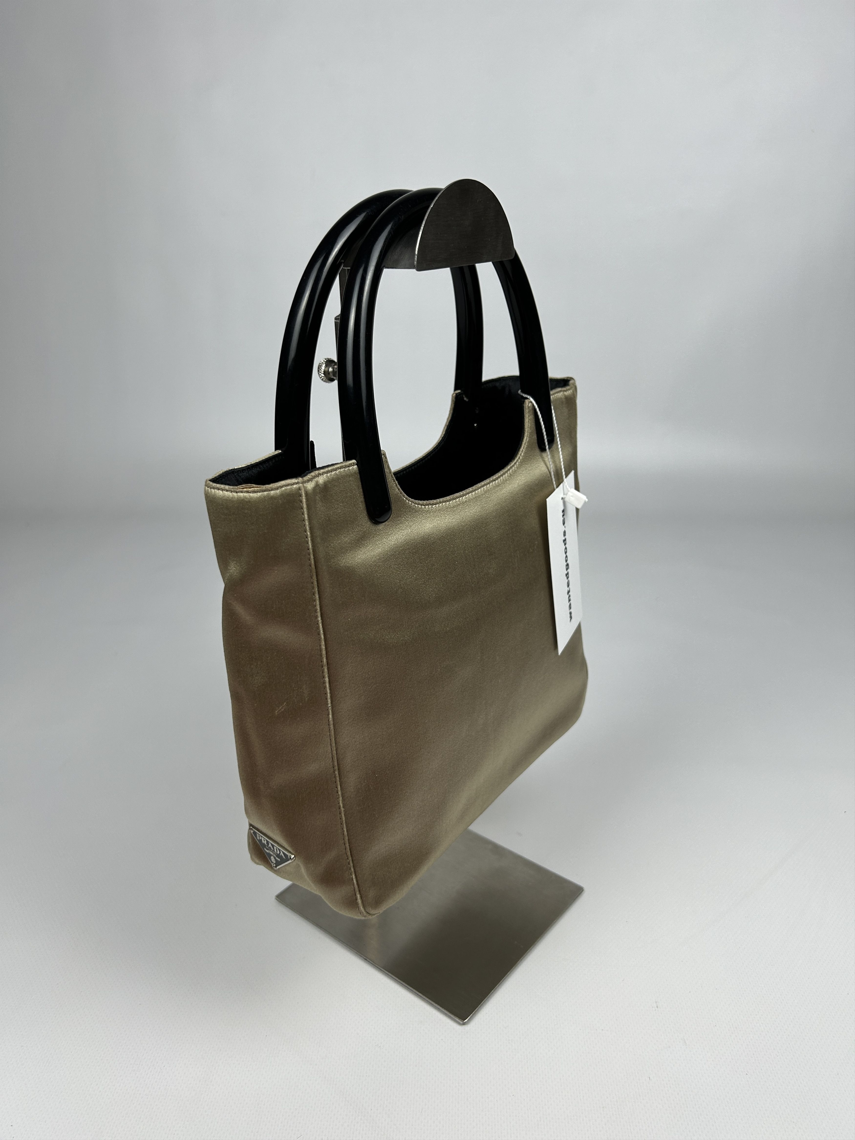 Prada Prada triangle logo velvet plastic handle mini tote bag Size ONE SIZE - 1 Thumbnail