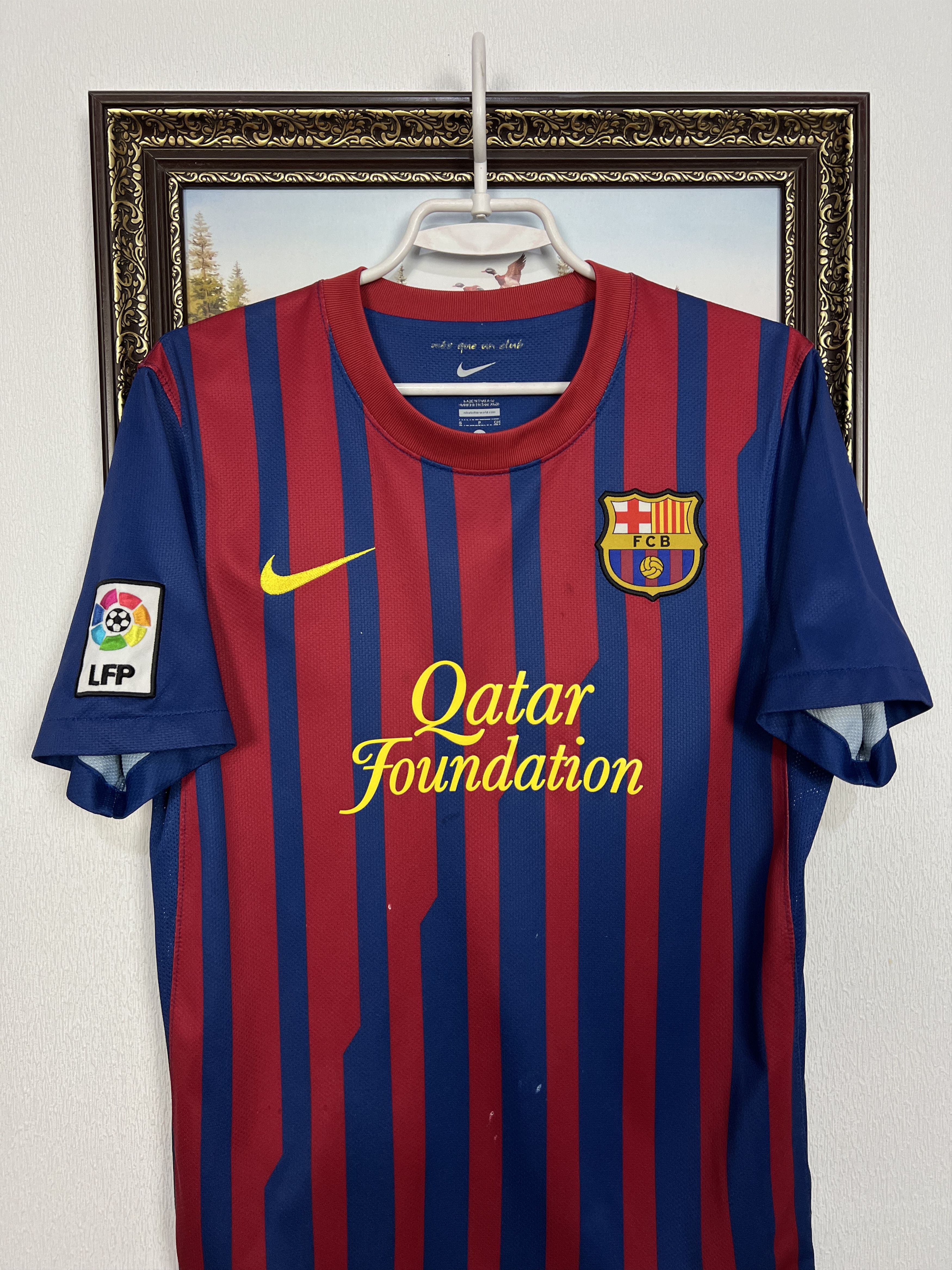 Nike Barcelona football shirt Soccer Messi Jersey Trikot Camiseta Size US S / EU 44-46 / 1 - 4 Thumbnail