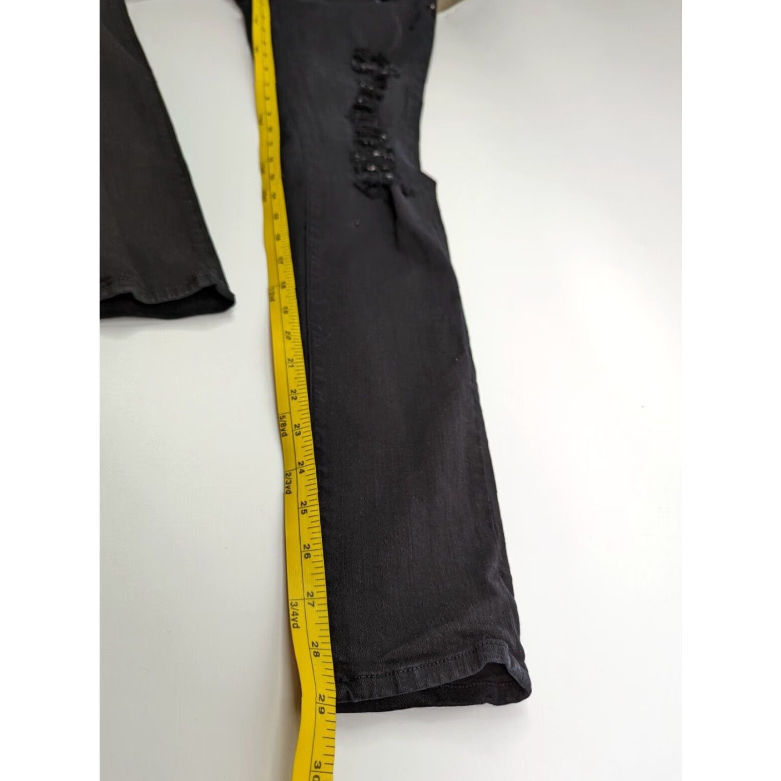 Frame **FRAME Le Skinny De Jeanne Designer Women's Black Skinny Jeans** User: **Film Noir Ripped Black Skinny Jeans - FRAME Le Skinny De Jeanne** Size 29" - 7 Thumbnail