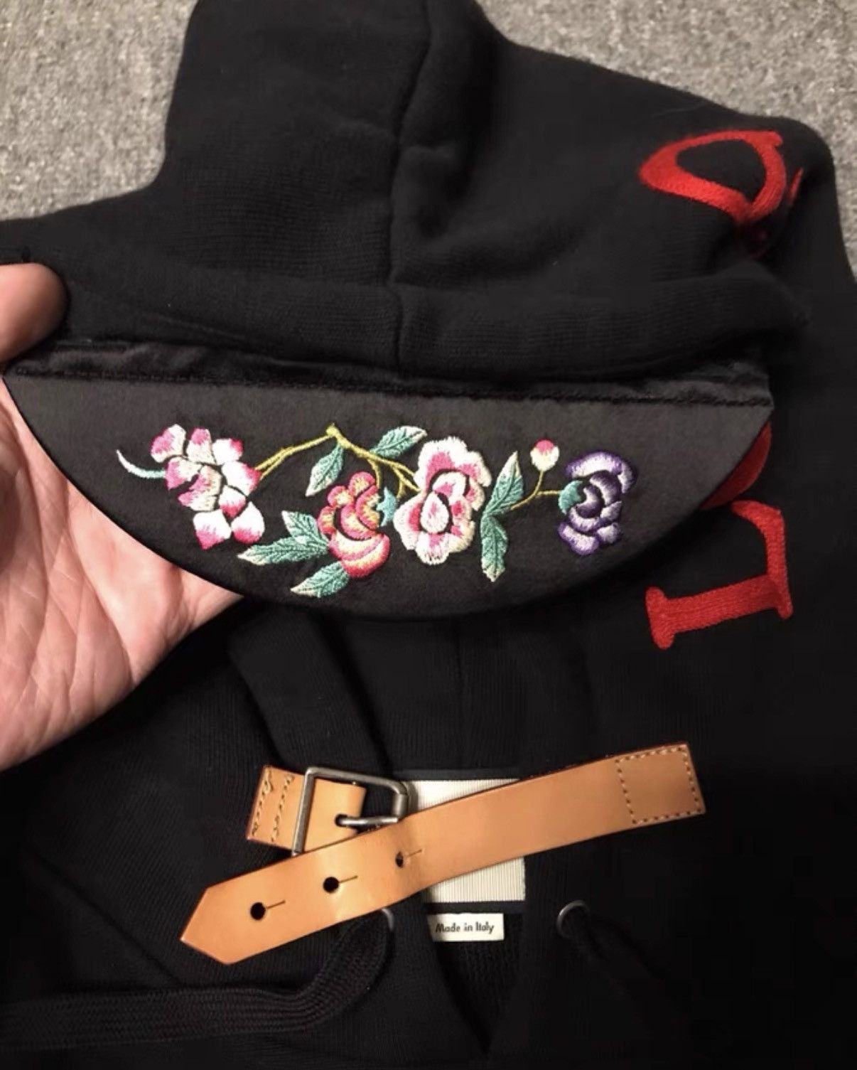 Gucci Gucci sweatshirt ~~ Size M Size US M / EU 48-50 / 2 - 5 Thumbnail