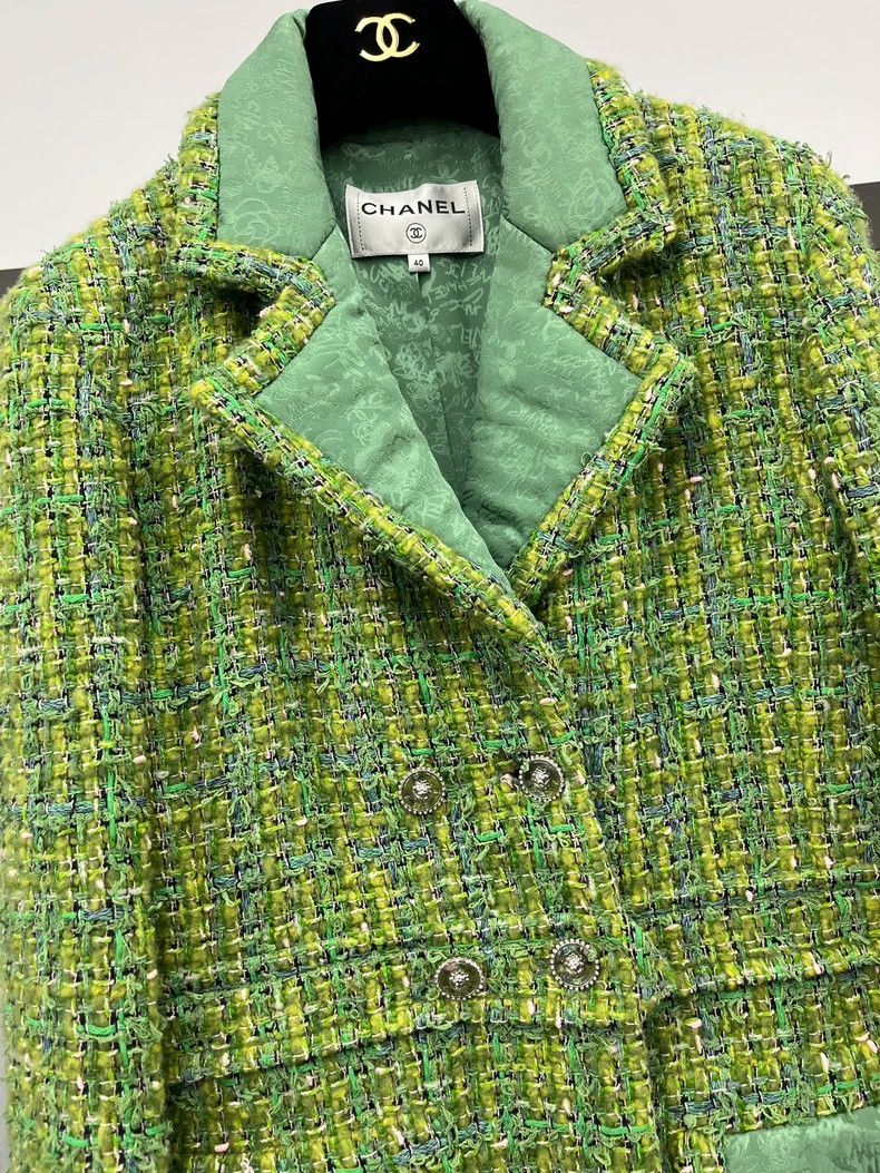 Chanel Chanel 24A Manchester Series Green Tweed Coat Size S / US 4 / IT 40 - 2 Thumbnail
