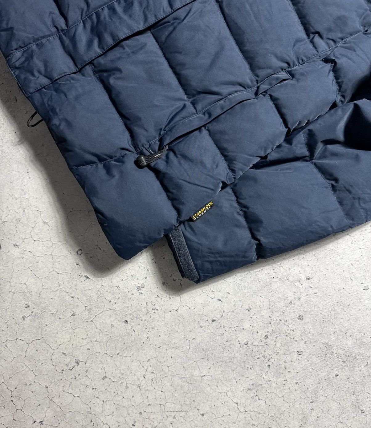 Jack Wolfskin Jack Wolfskin Women’s Down Puffer Outdoor Y2K Size M / US 6-8 / IT 42-44 - 3 Thumbnail