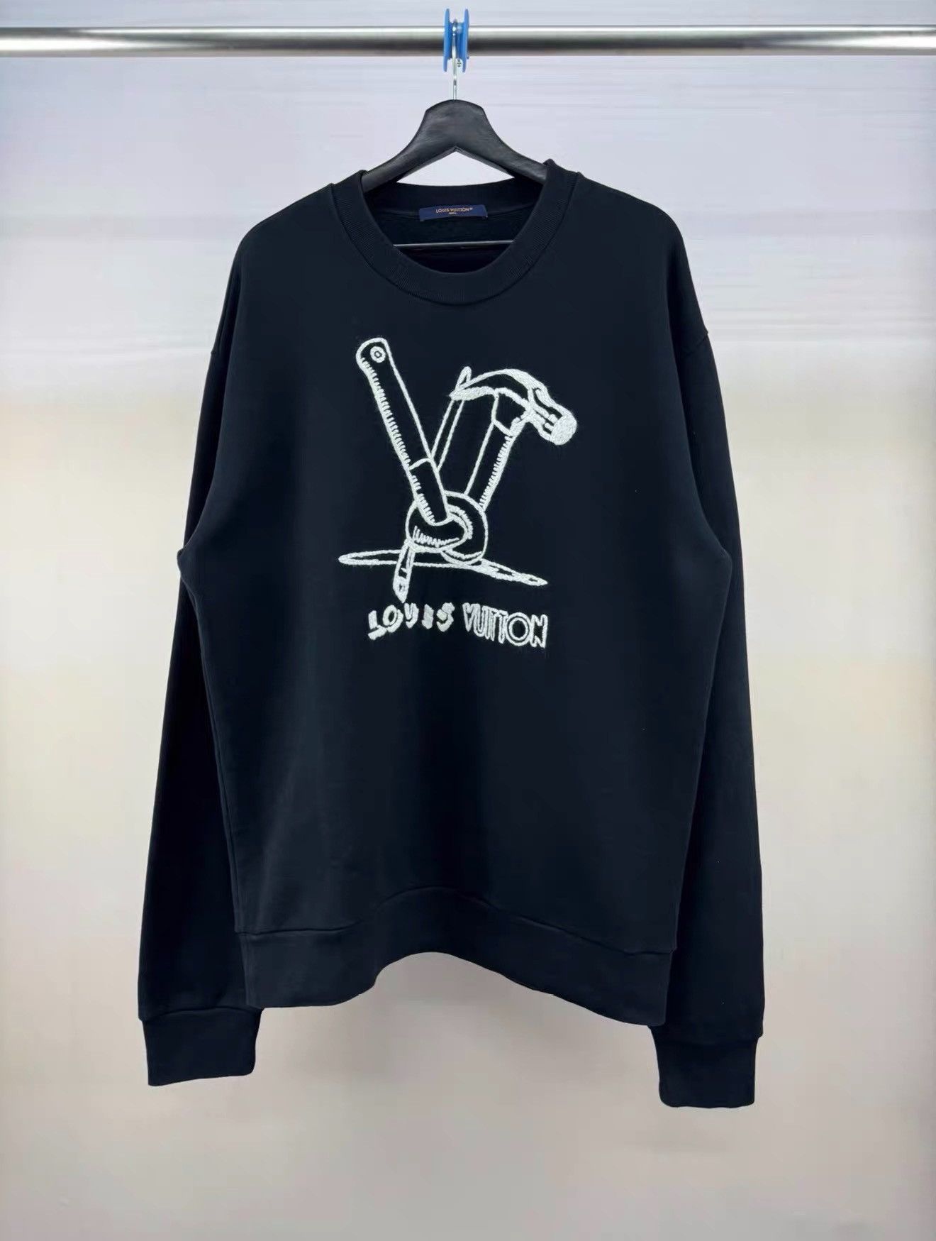 Louis Vuitton Louis Vuitton Tool Hammer Embroidered Sweater Size US M / EU 48-50 / 2 - 1 Thumbnail