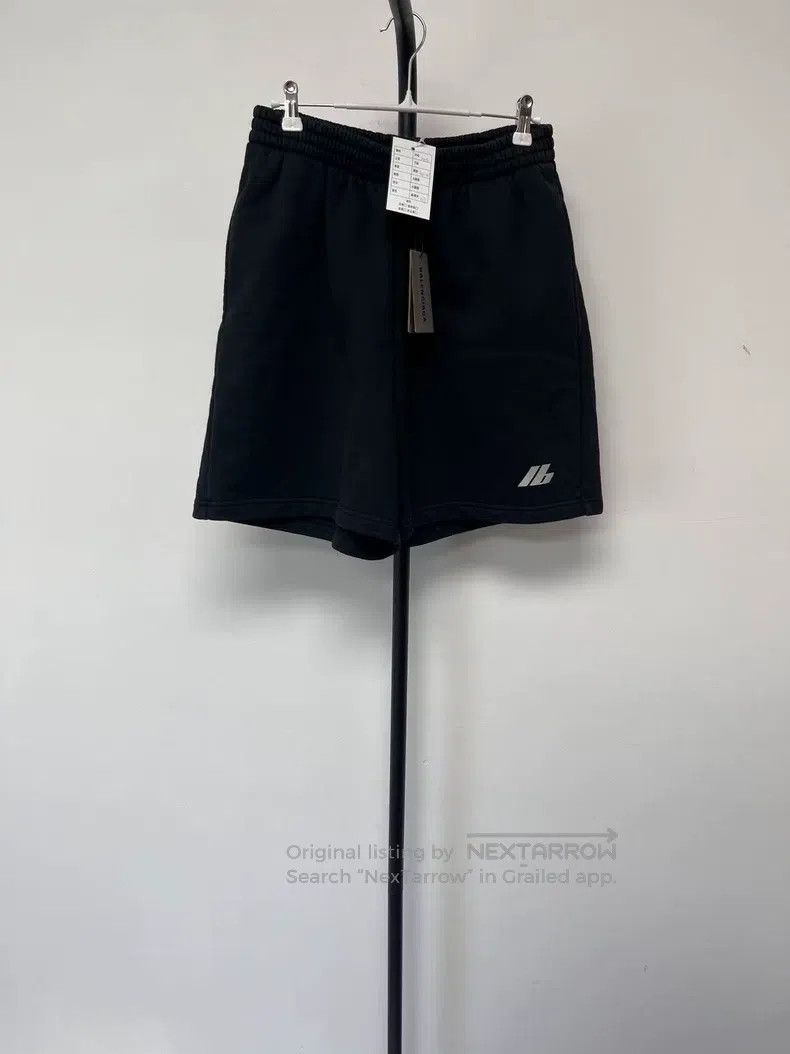 Balenciaga Balenciaga size XXS Logo Printed Elastic Waist Casual Shor Size US 27 - 1 Thumbnail