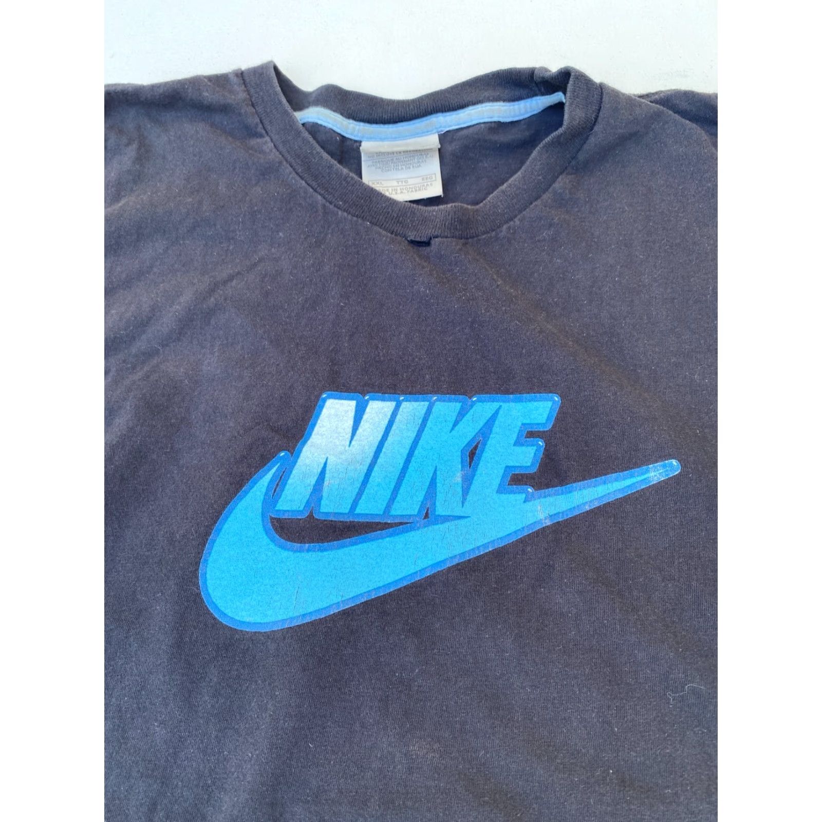 Nike VINTAGE Nike T-Shirt Mens 2XL Black 100% Cotton Y2K Vintage Logo 2000s Sports Crew Neck Short Sleeve Size US XXL / EU 58 / 5 - 3 Thumbnail