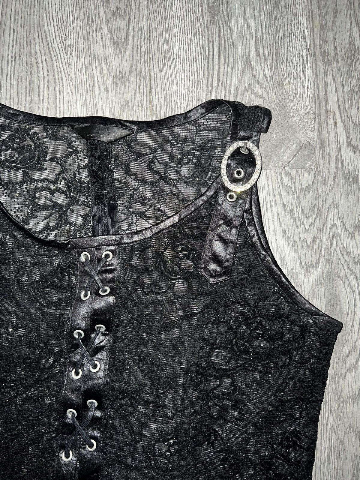 Seditionaries Y2k vintage lace mesh top 🥀🖤 Size M / US 6-8 / IT 42-44 - 9 Thumbnail