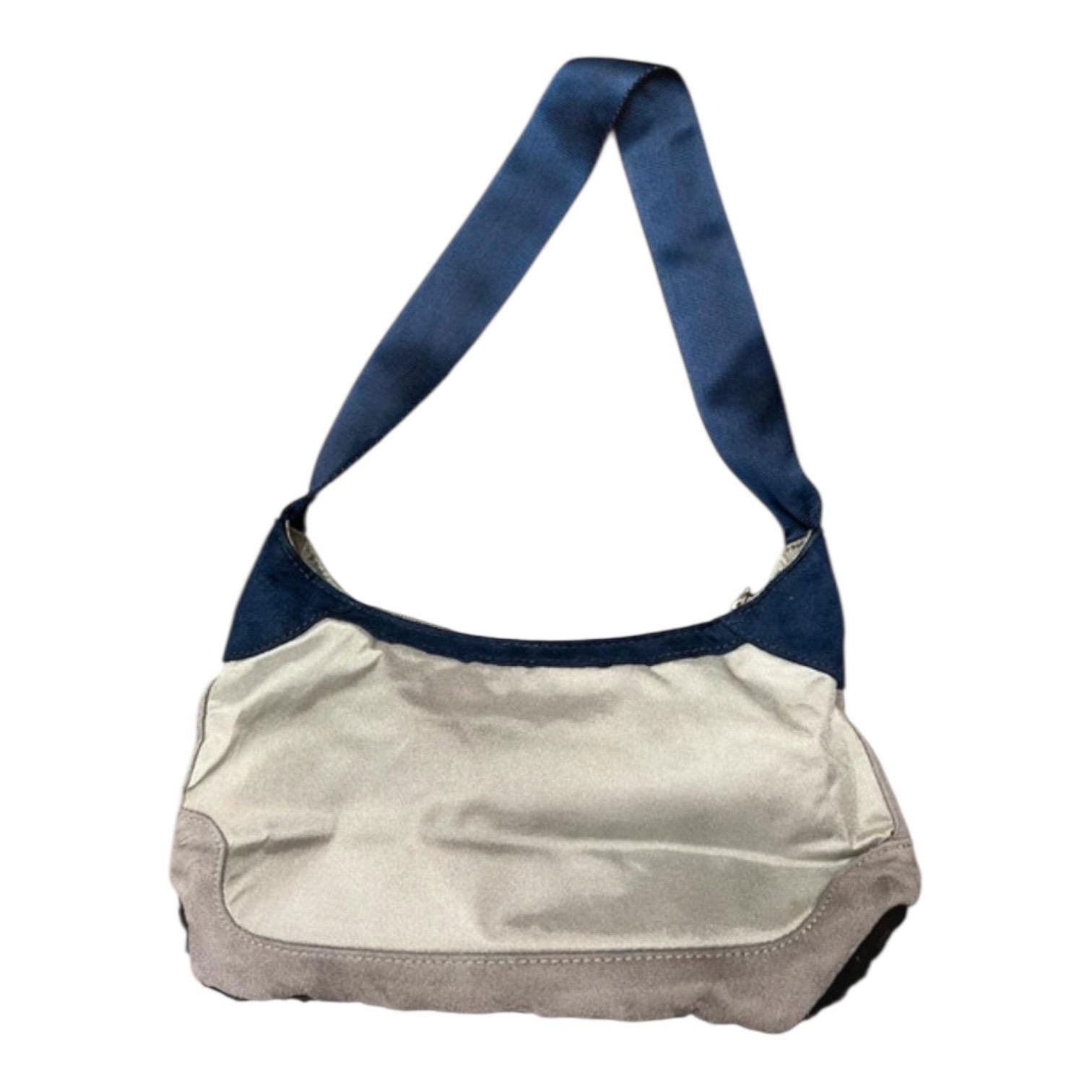 Nike The Nike Mini Baguette Sneaker Sole Bag Size ONE SIZE - 2 Thumbnail