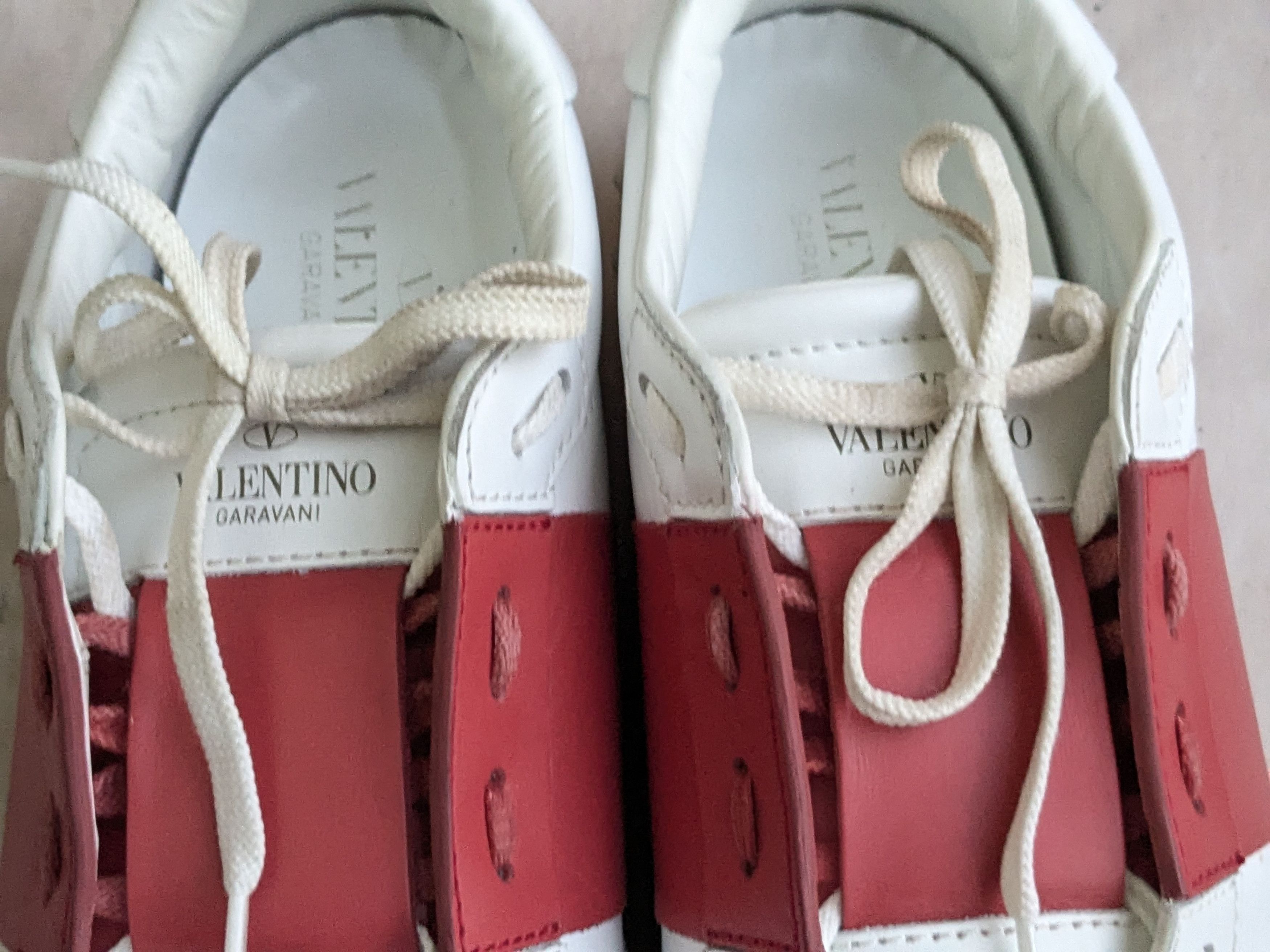 Valentino Valentino Rockstud Sneakers 9 42 Red White Low Tops Size US 9 / EU 42 - 2 Thumbnail