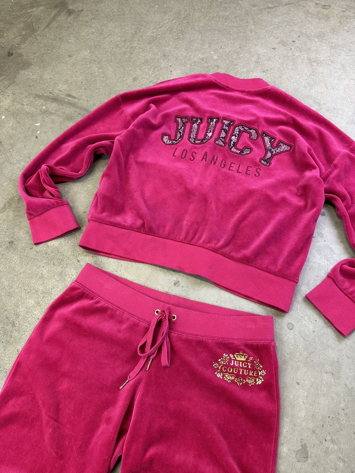 Juicy Couture × Vintage Vintage Y2K Juicy Couture Velour Sweatsuit Medium Pink Size 30" / US 8 / IT 44 - 2 Thumbnail