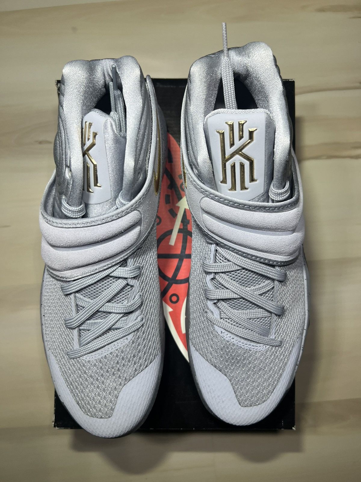 Nike Nike Kyrie 2 Battle Grey Basketball DS Size 11 SKU 819583005 Size US 11 / EU 44 - 2 Thumbnail