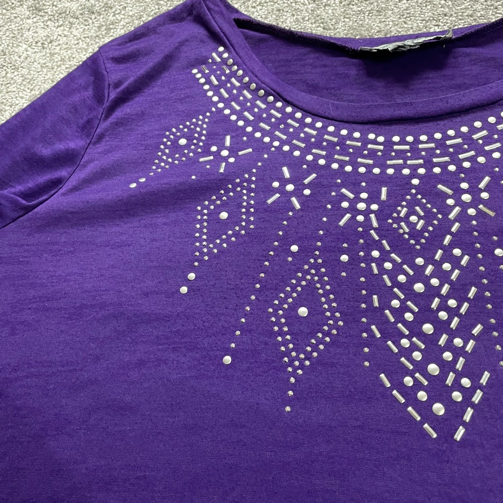 Vintage Closet Full Blouse Womens 2XL Purple Beaded Round Neck Half Sleeve Stretch Soft Size XXL / US 16-18 / IT 52-54 - 5 Thumbnail
