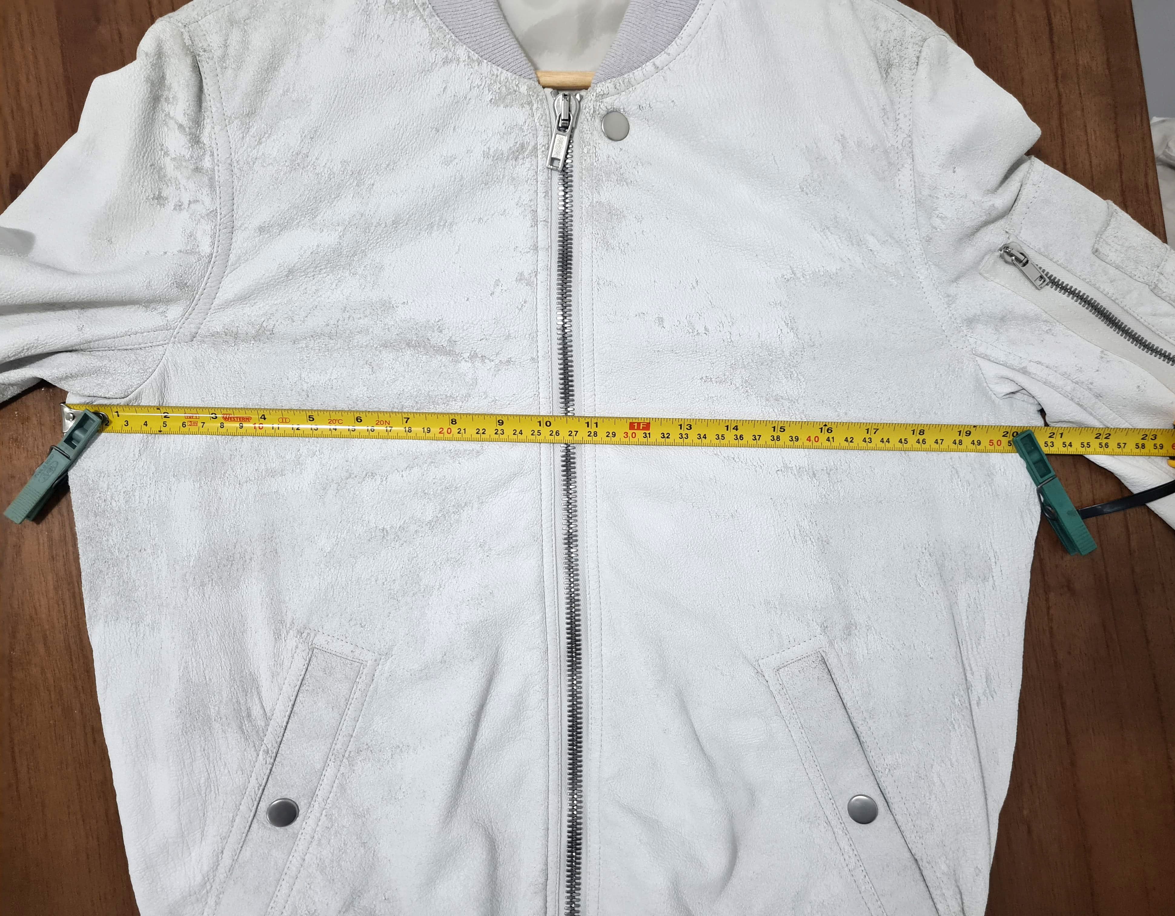 Rick Owens Chalk White Bomber Jacket in Blistered Lamb Leather MA-1 OBO Size US S / EU 44-46 / 1 - 13 Thumbnail