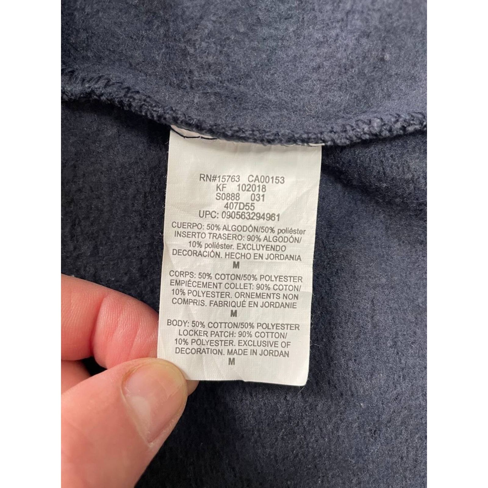 Champion Vintage Champion Navy Blue Crewneck Sweatshirt Logo Size M Size US M / EU 48-50 / 2 - 8 Thumbnail