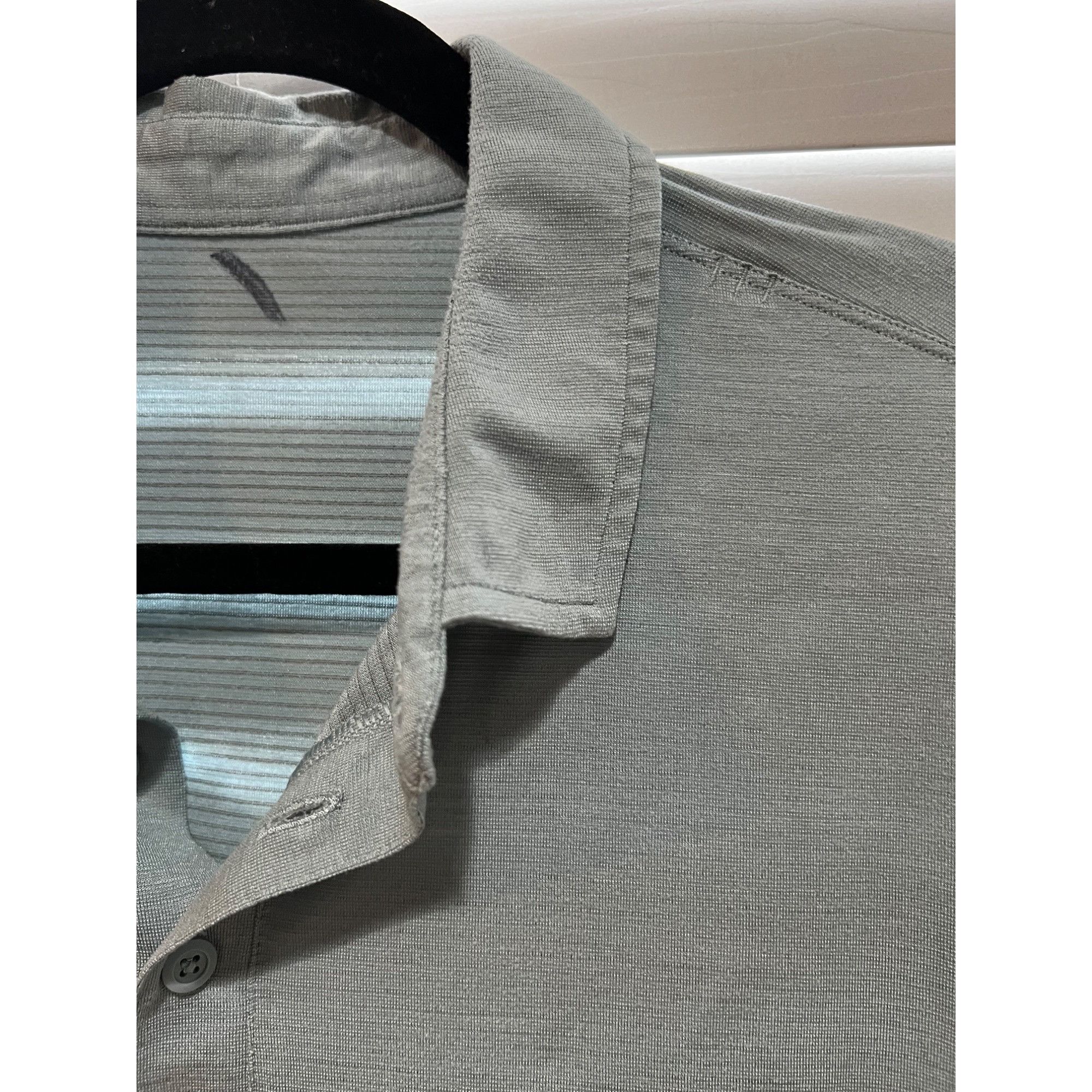 Lululemon Lululemon Mens Polo Shirt - Size M Size US M / EU 48-50 / 2 - 2 Thumbnail