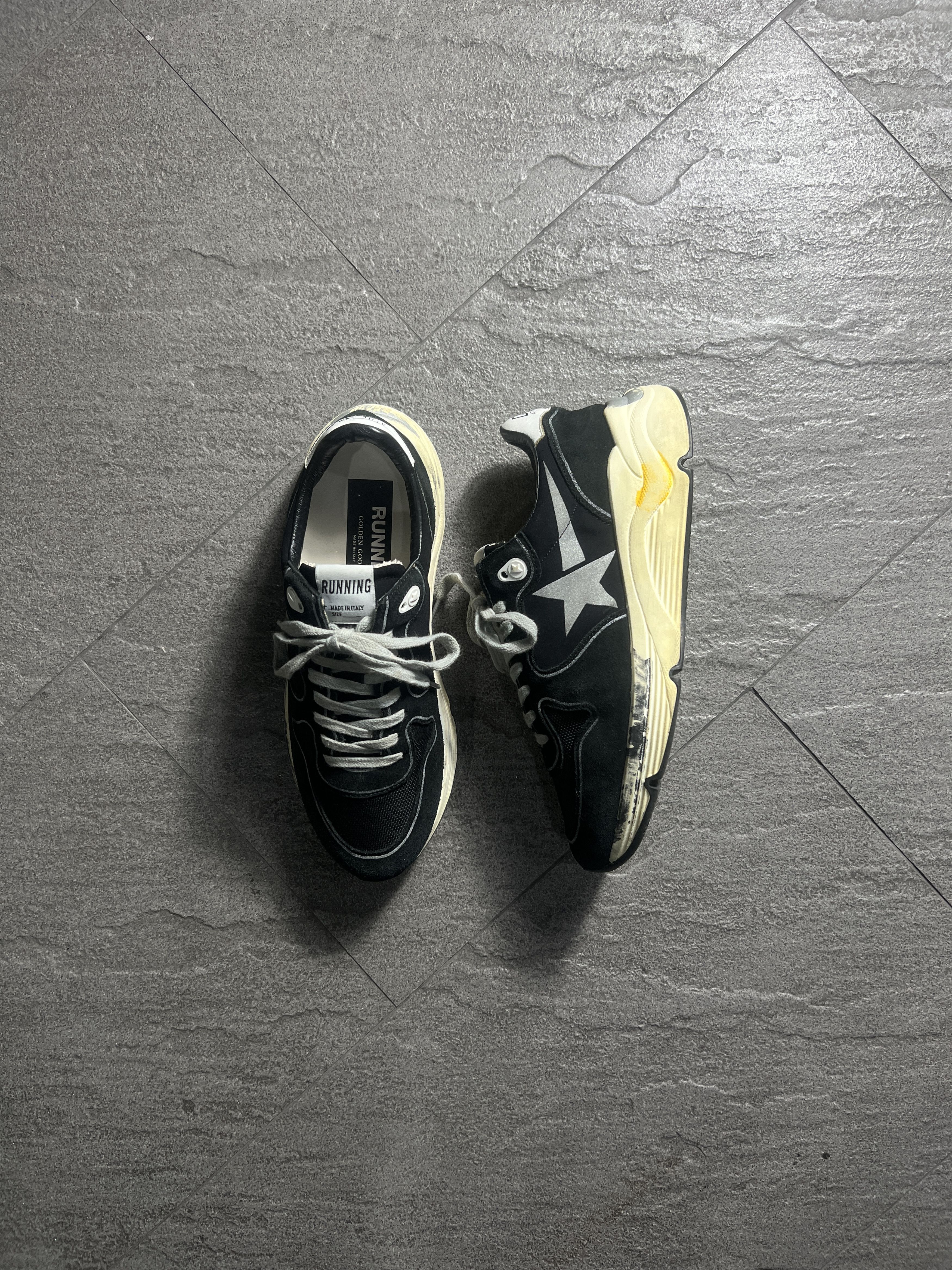Golden Goose Golden Goose Running Sole Black Silver Star Size 39 Size US 9 / IT 39 - 1 Thumbnail