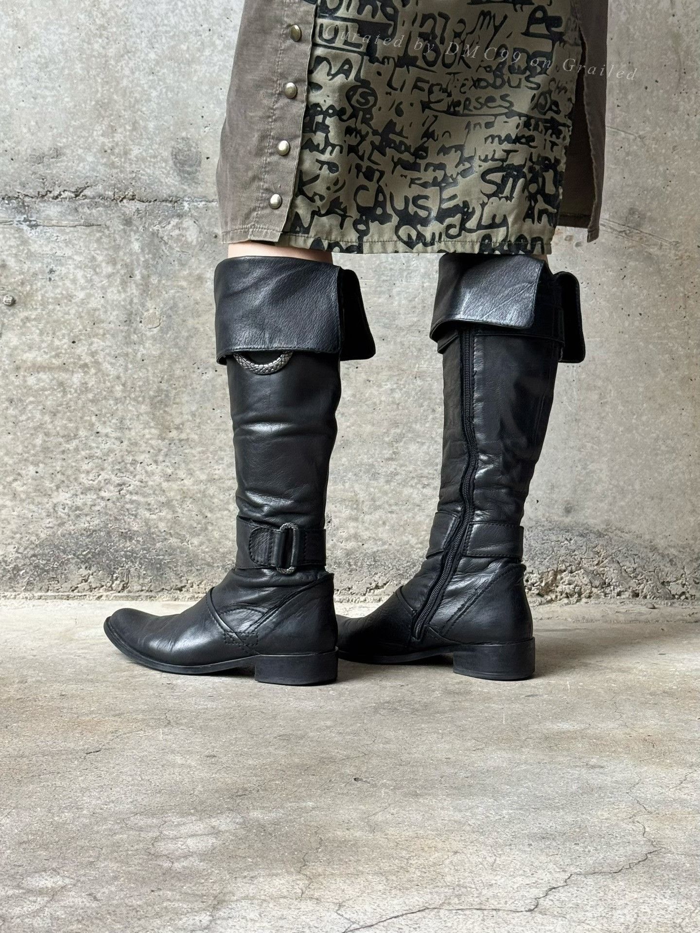 Rigards Regard Pointed Toe Biker Fold-Over Boots Size US 5 / IT 35 - 1 Thumbnail