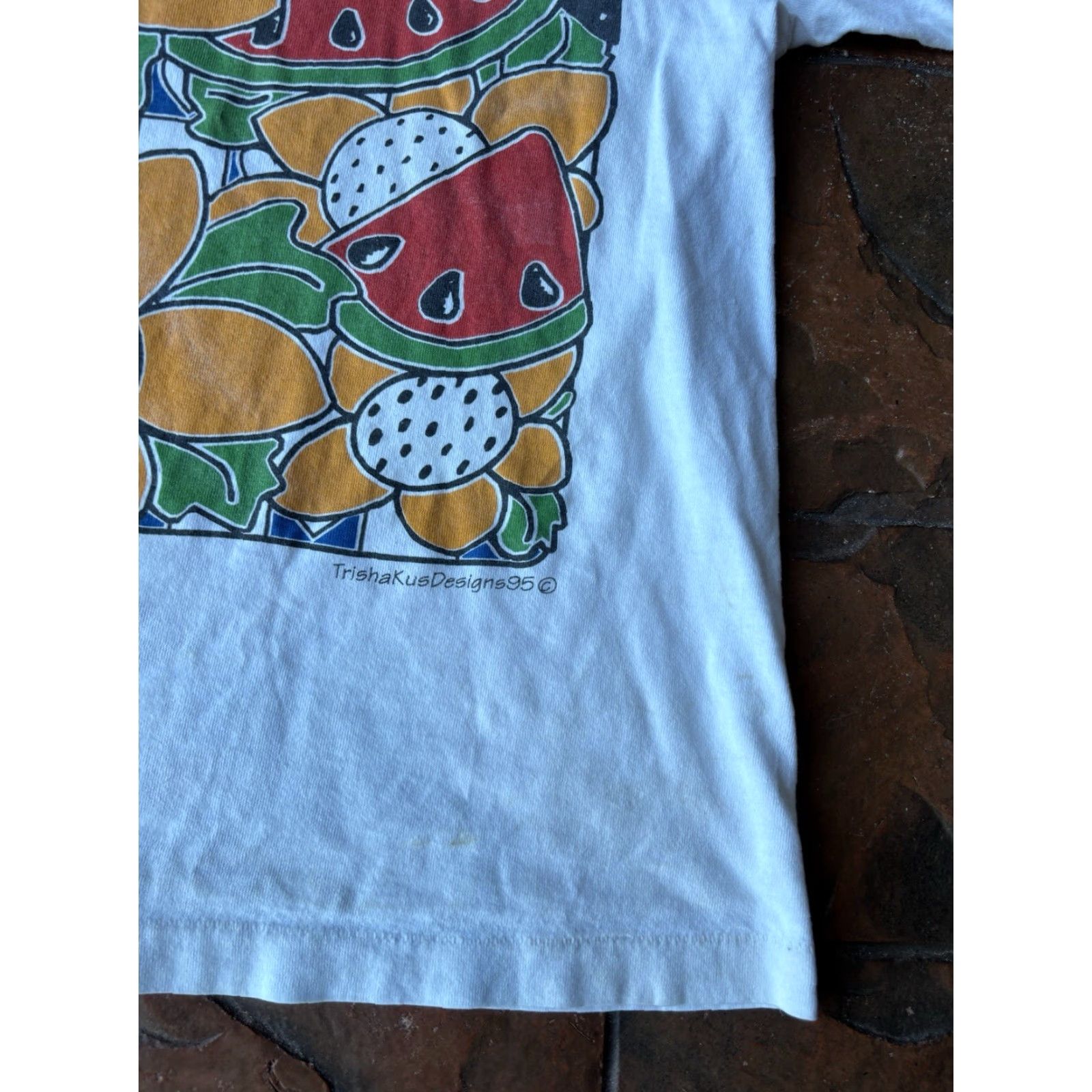 Fruit Of The Loom VINTAGE 90s Watermelon Floral Bird Art T-Shirt Small USA Men's/Unisex Shirts Size US S / EU 44-46 / 1 - 7 Thumbnail