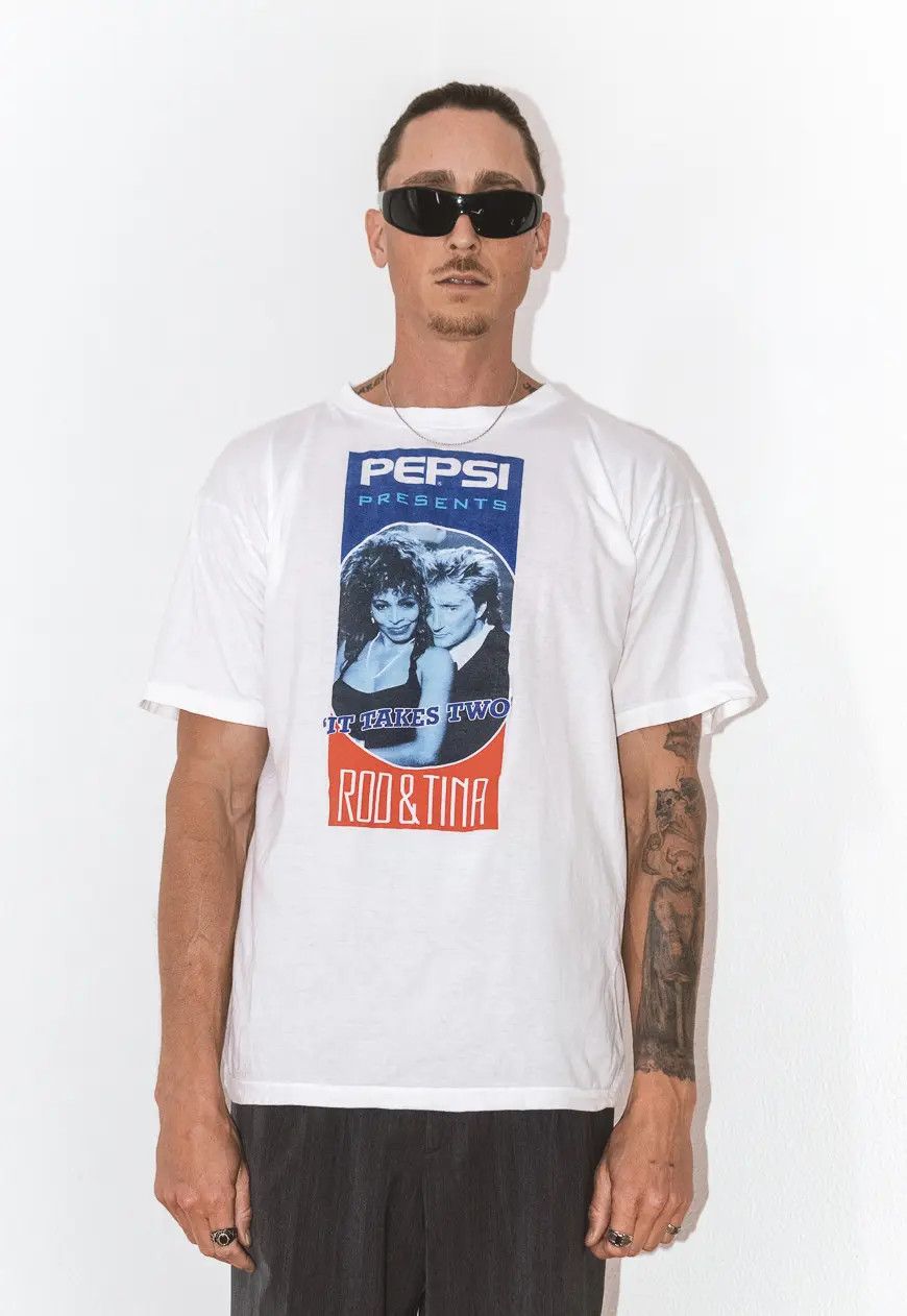 Band Tees × Rap Tees × Vintage Rare 90s Tina Turner & Rod Stewart Pepsi Ad Tee Size US XL / EU 56 / 4 - 2 Thumbnail