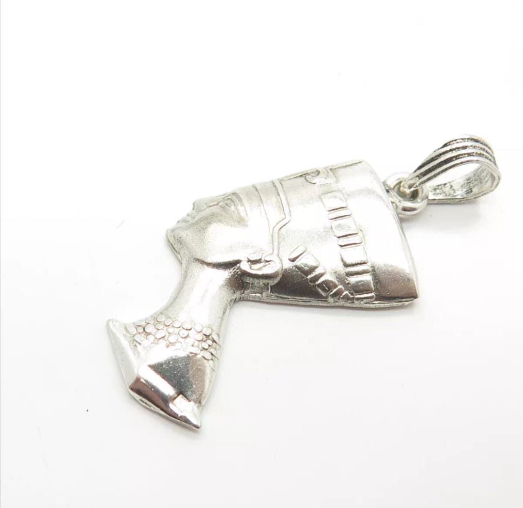 Vintage 800 Silver Vintage Egyptian Queen Nefertiti Pharaoh Pendant Size ONE SIZE - 7 Thumbnail