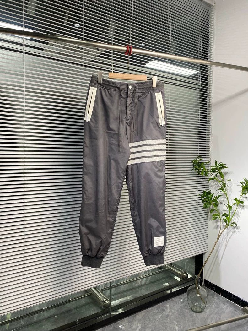 Thom Browne Thom Browne Size 2 Nylon trousers, classic four-striped cas Size US 30 / EU 46 - 1 Thumbnail