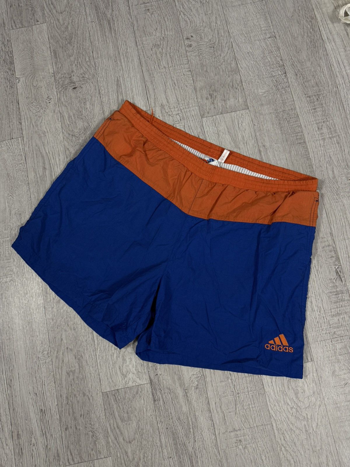 Adidas × Vintage Adidas vintage sportwear big logo shorts Size US 36 / EU 52 - 2 Thumbnail