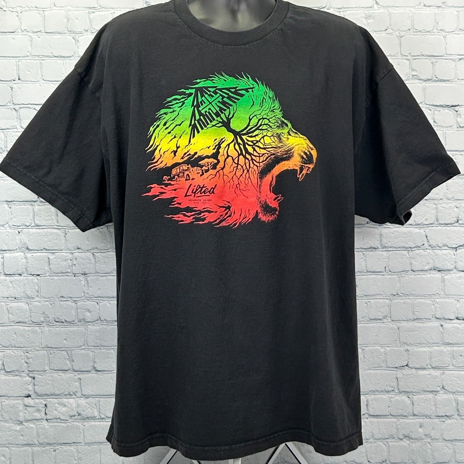 LRG LRG Lifted Research Group Lion African Safari T Shirt XXXL Size US XXL / EU 58 / 5 - 2 Thumbnail