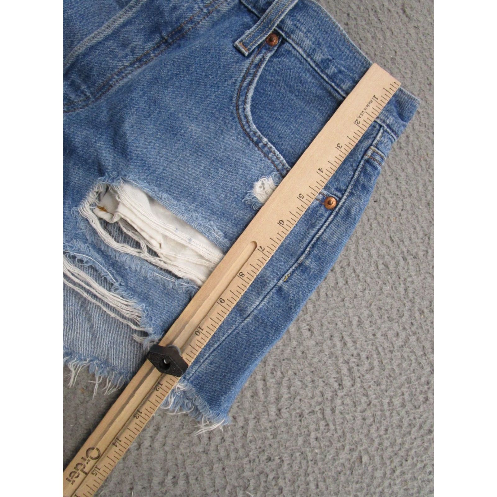 Levi's Levi's 501 Button Fly Distressed Blue Denim Jean Shorts Size 29 Cut-Off Jeans Womens 5-Pocket Classic 90s Retro Vintage-Style Denim Shorts Size 29" - 7 Thumbnail