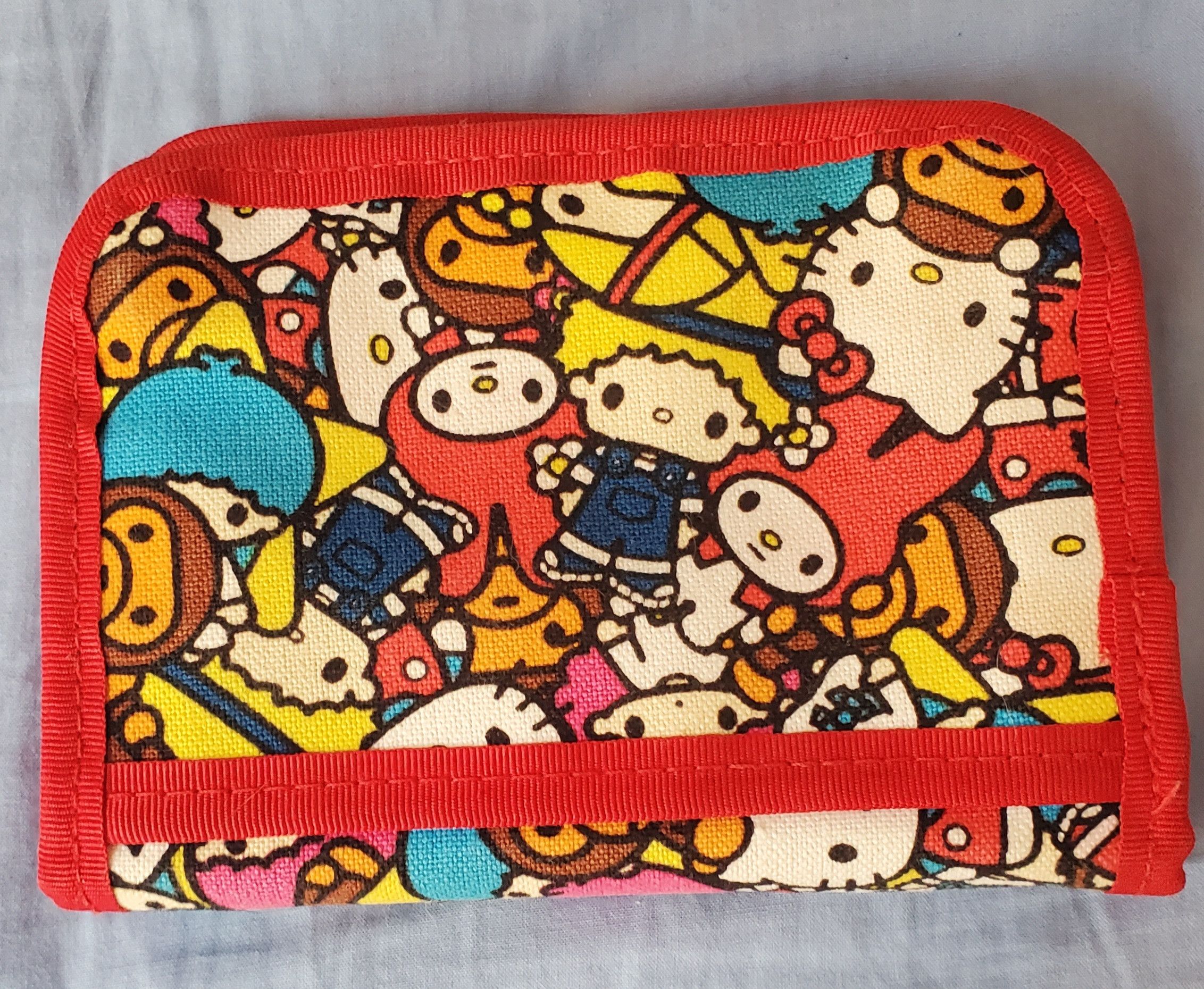 Bape Sanrio collab wallet Size ONE SIZE - 6 Thumbnail