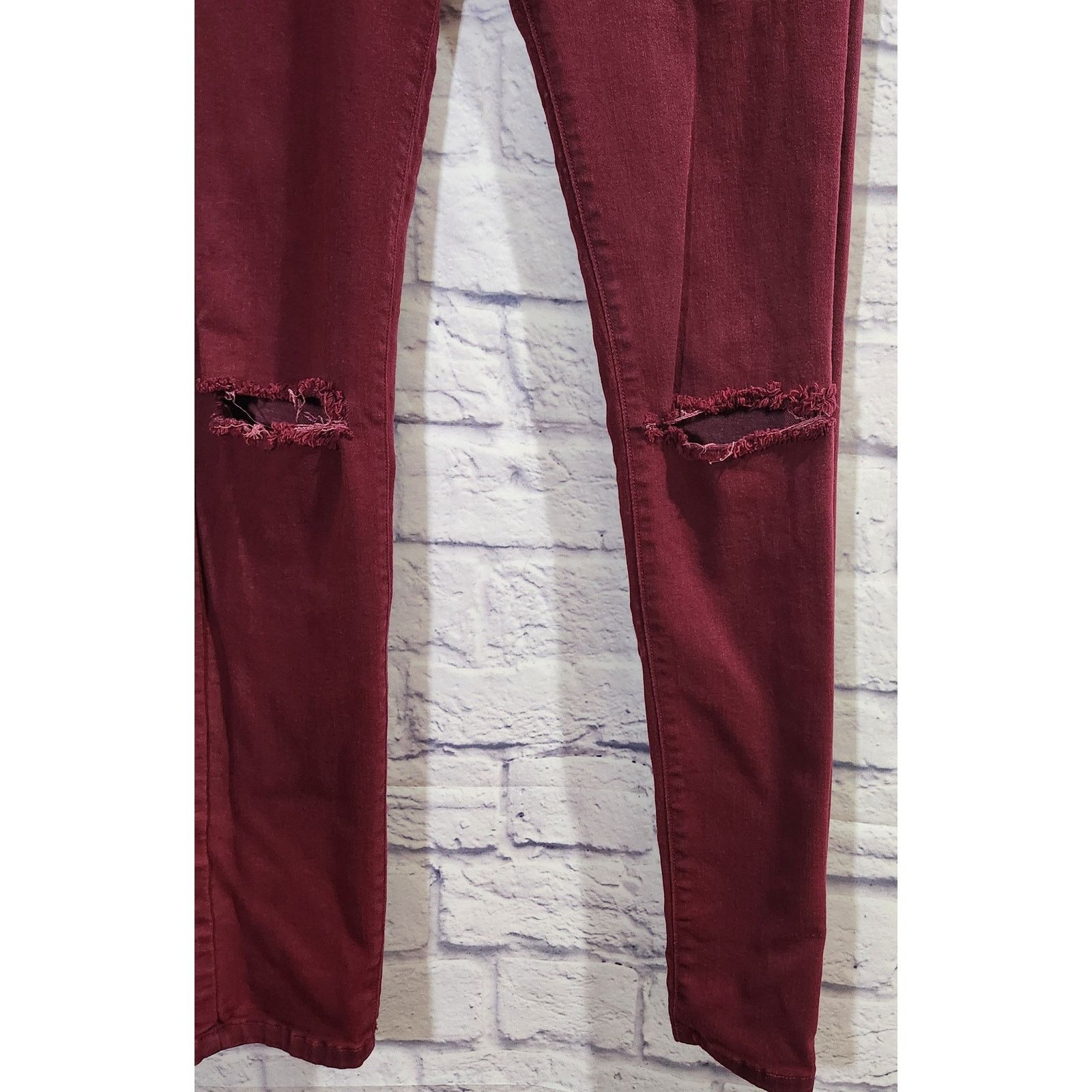 Other Aphrodite Burgundy High Waisted Skinny Distressed Jeans 9 Size 28" / US 6 / IT 42 - 2 Thumbnail