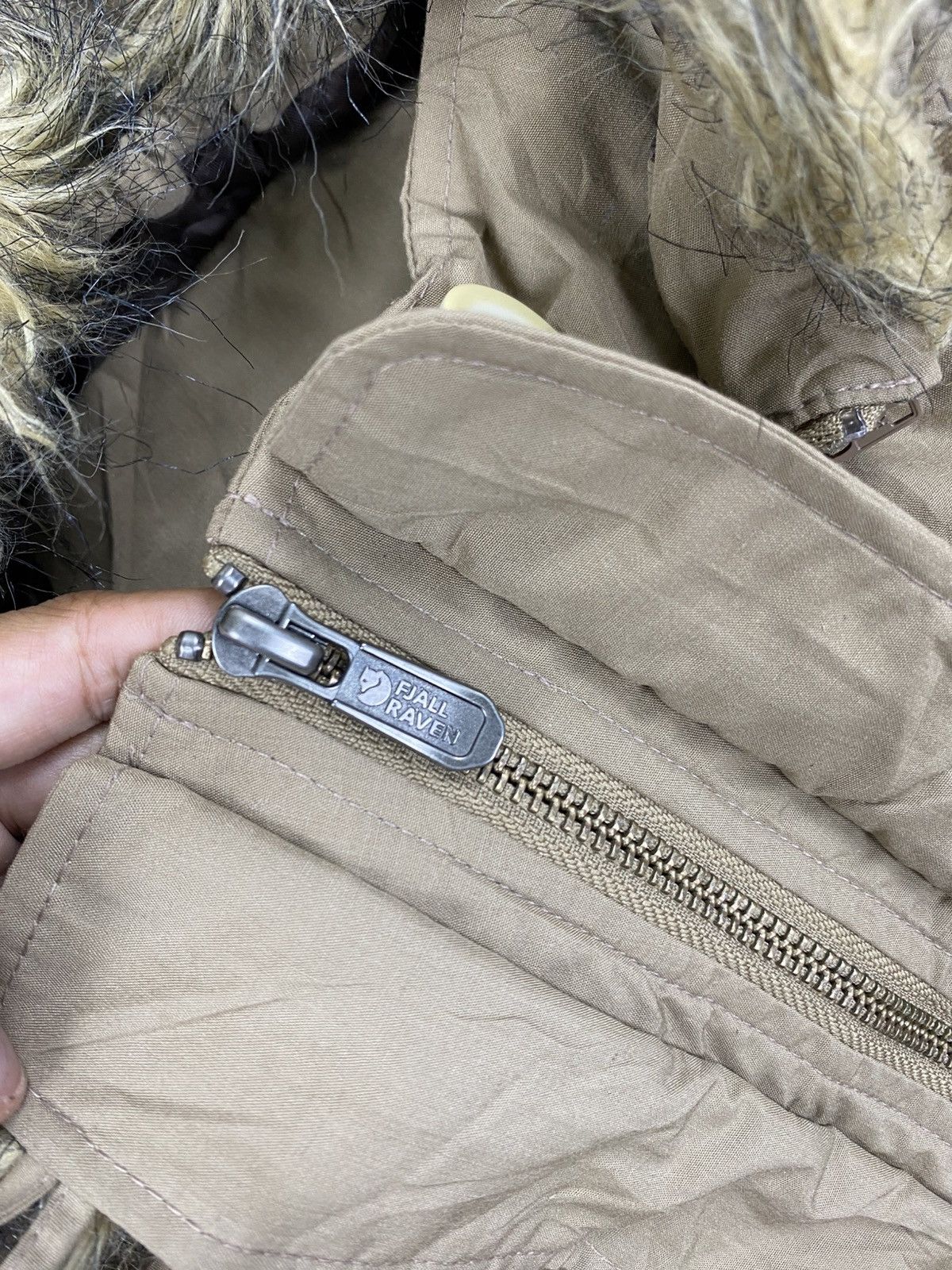 Fjallraven Vintage Fjall Raven Faux Fur Trim Hooded Jacket Size M / US 6-8 / IT 42-44 - 9 Thumbnail