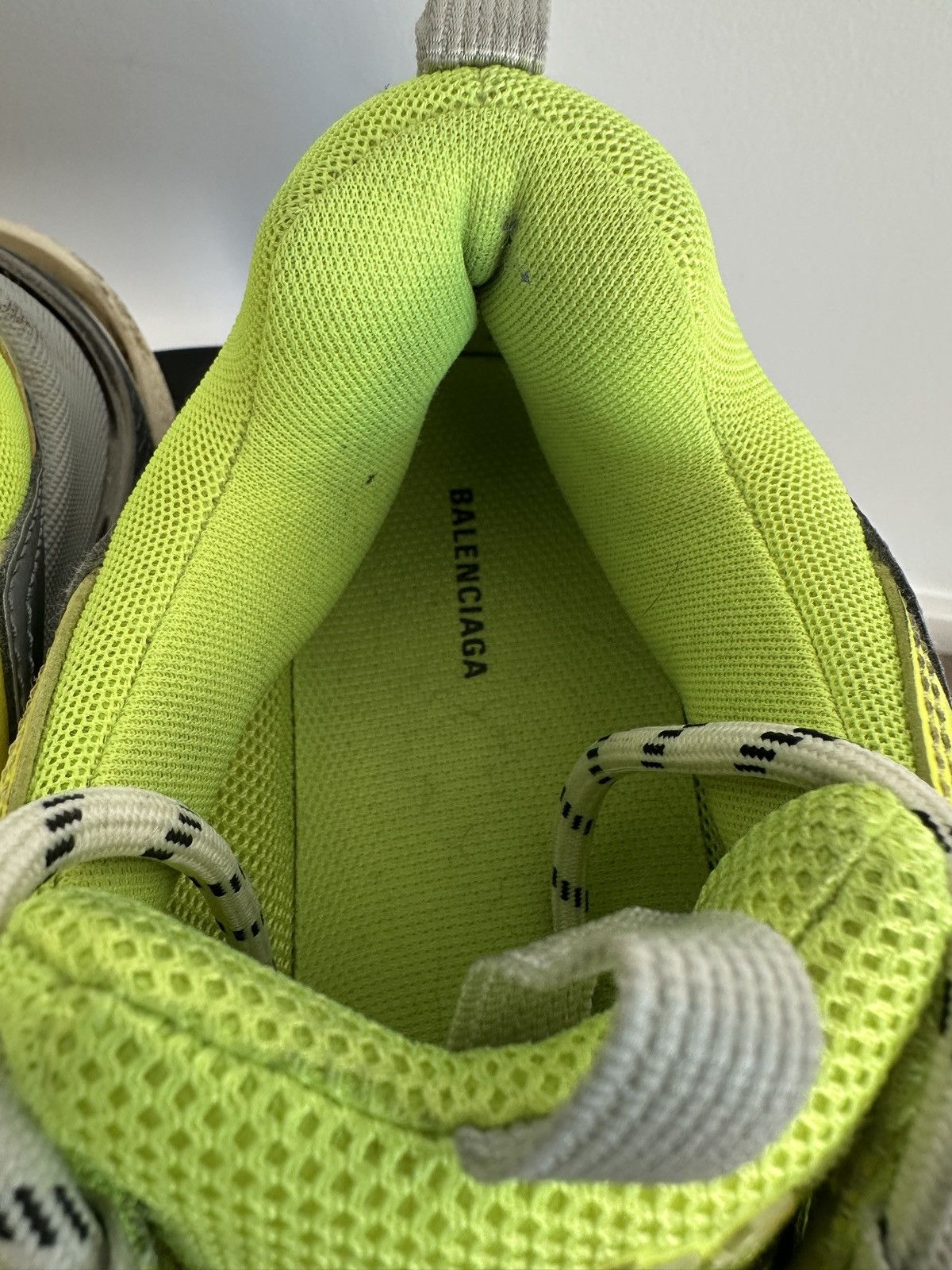 Balenciaga Balenciaga 'Triple S' Neon Grey Metallic - EU 41 / US Mens 8 Size US 8 / EU 41 - 8 Thumbnail