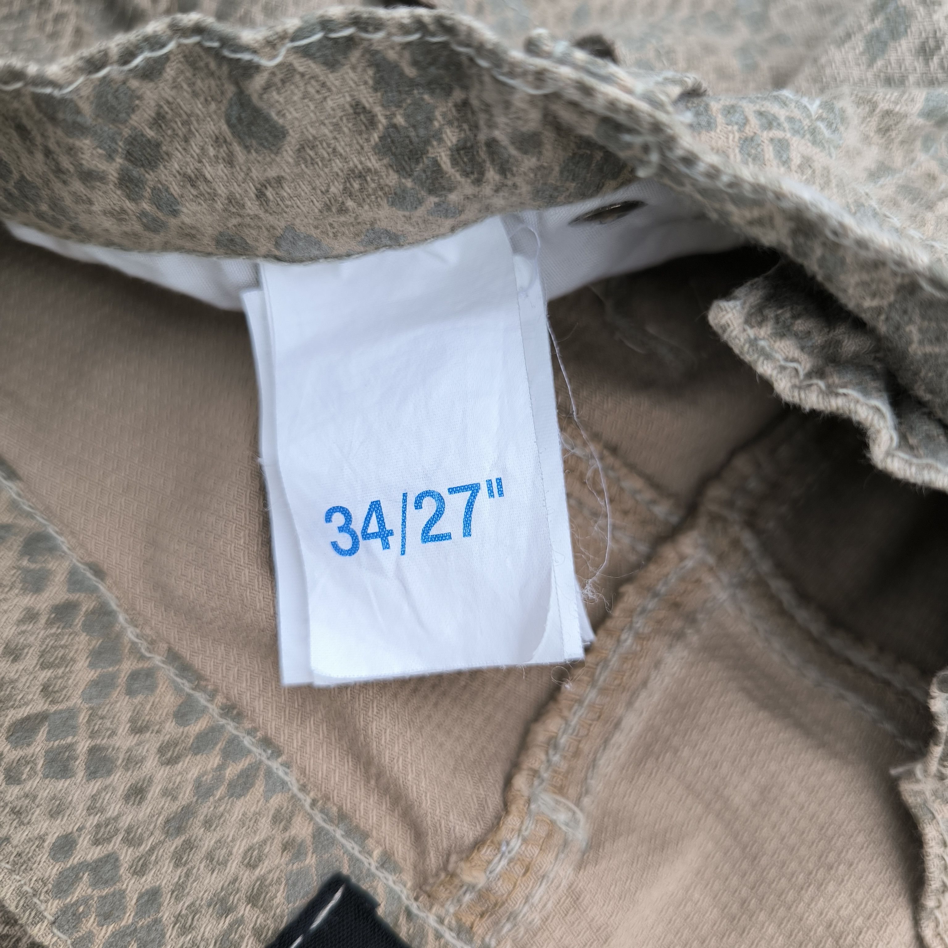 If Six Was Nine Stretchy flared Full printed Python Snake Skin Size 27" / US 4 / IT 40 - 9 Thumbnail