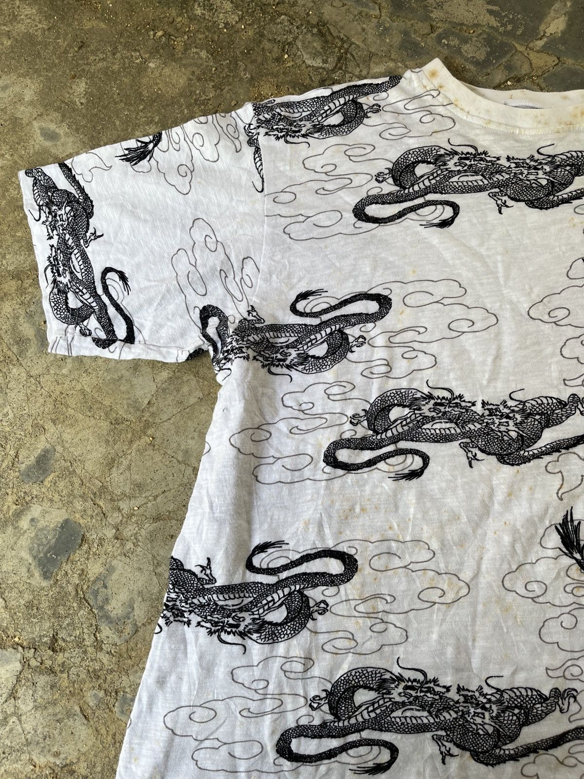 Japanese Brand × Vintage Vintage Overprint Dragon Tee Size US S / EU 44-46 / 1 - 5 Thumbnail