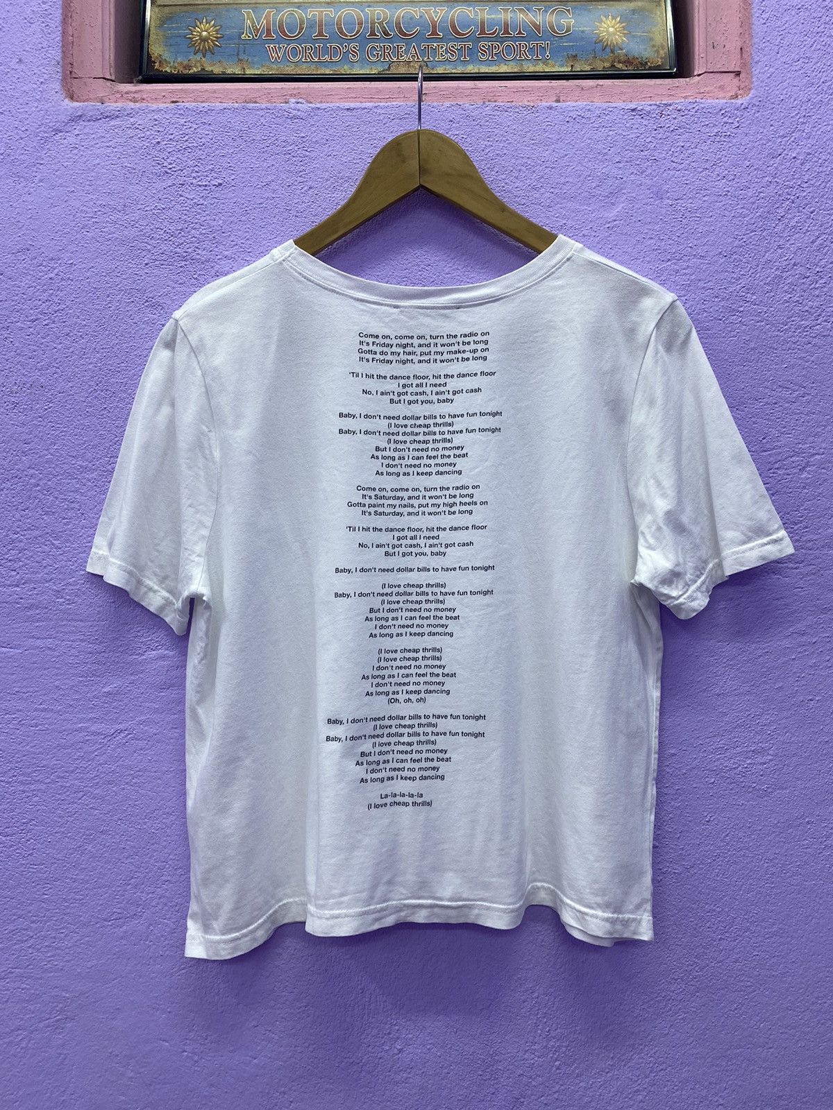 Band Tees Cheap Thrills lyric Scrip by Sia Furler and Greg Kurstin Size US M / EU 48-50 / 2 - 2 Thumbnail