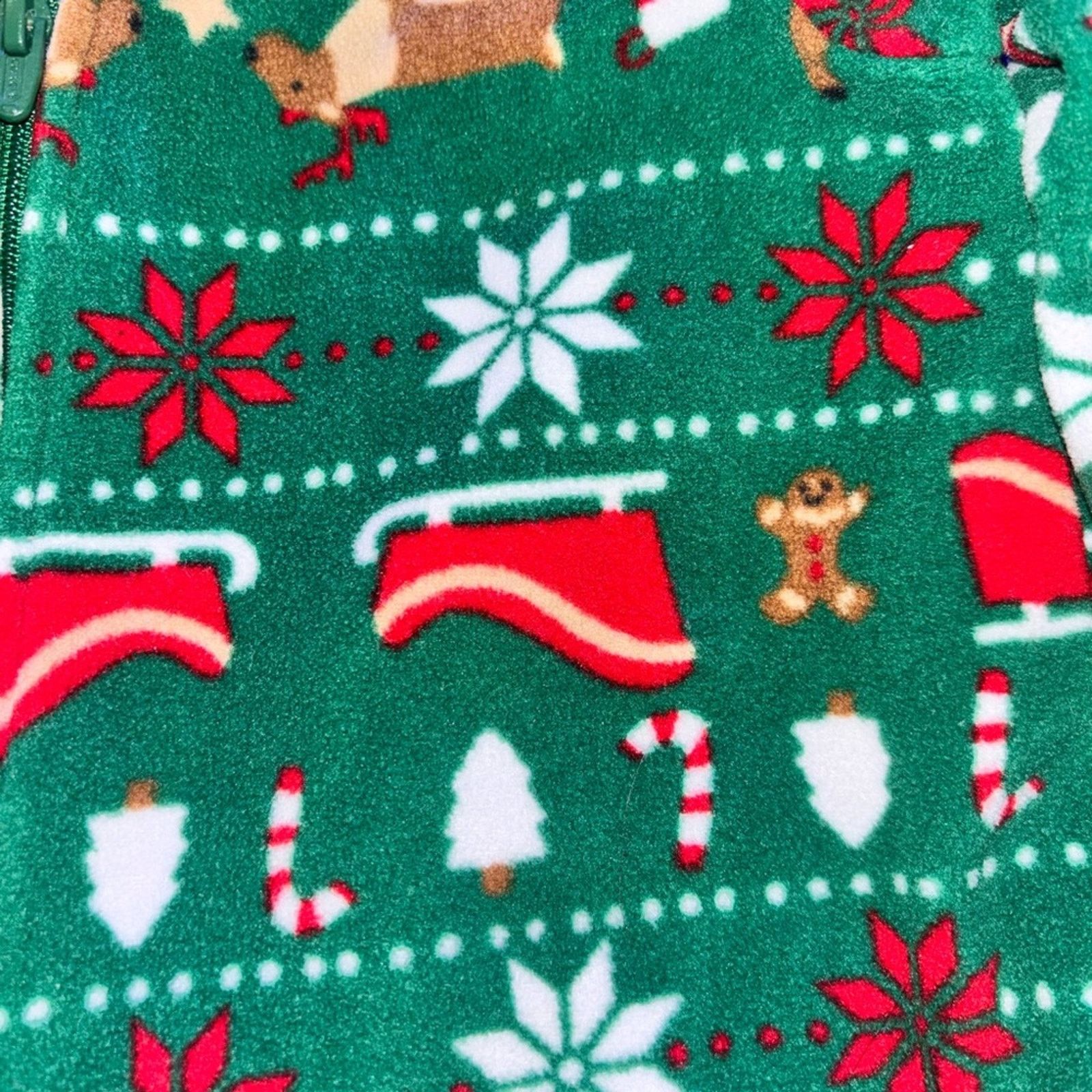 Other Carter's Festive Green Footie with Red Trim Size ONE SIZE - 4 Thumbnail