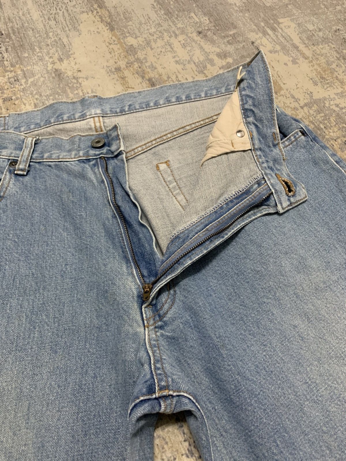 Japanese Brand Uniqlo Vintage UCW Baggy Jeans Light Wash Raw Hem Denim Size US 34 / EU 50 - 4 Thumbnail