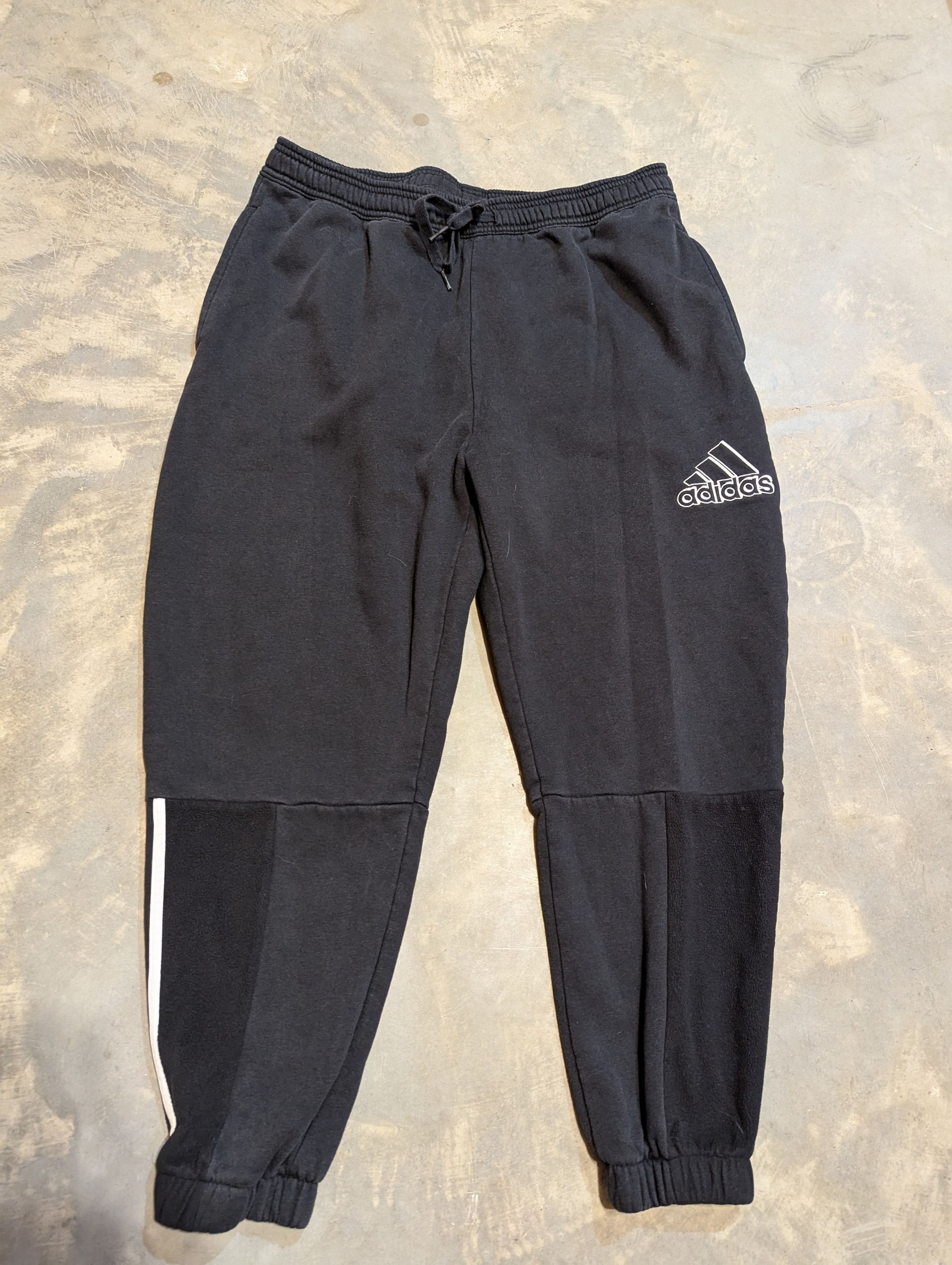 Adidas Adidas Black Joggers Size US 36 / EU 52 - 1 Thumbnail