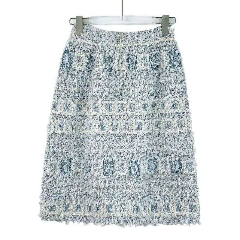 Chanel Chanel Light Blue Wool Blend Skirt . Size 23" - 2 Thumbnail