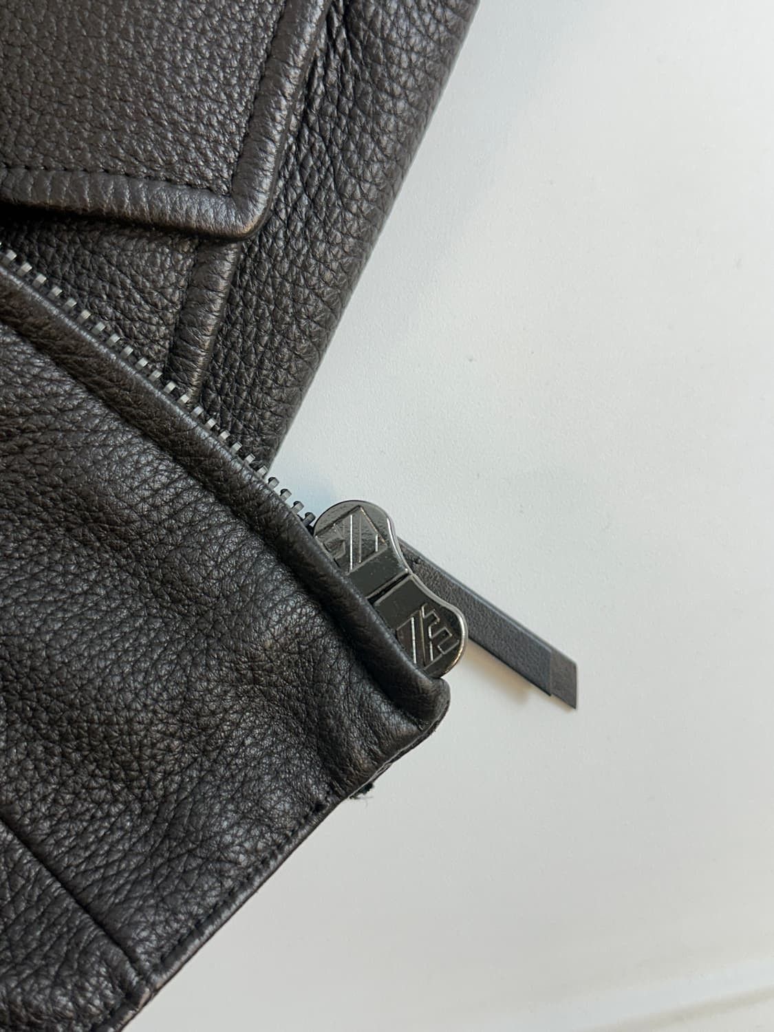 Ermenegildo Zegna Ermenegildo Zegna x Maserati Deerskin Vest / Size 48 Size US M / EU 48-50 / 2 - 4 Thumbnail
