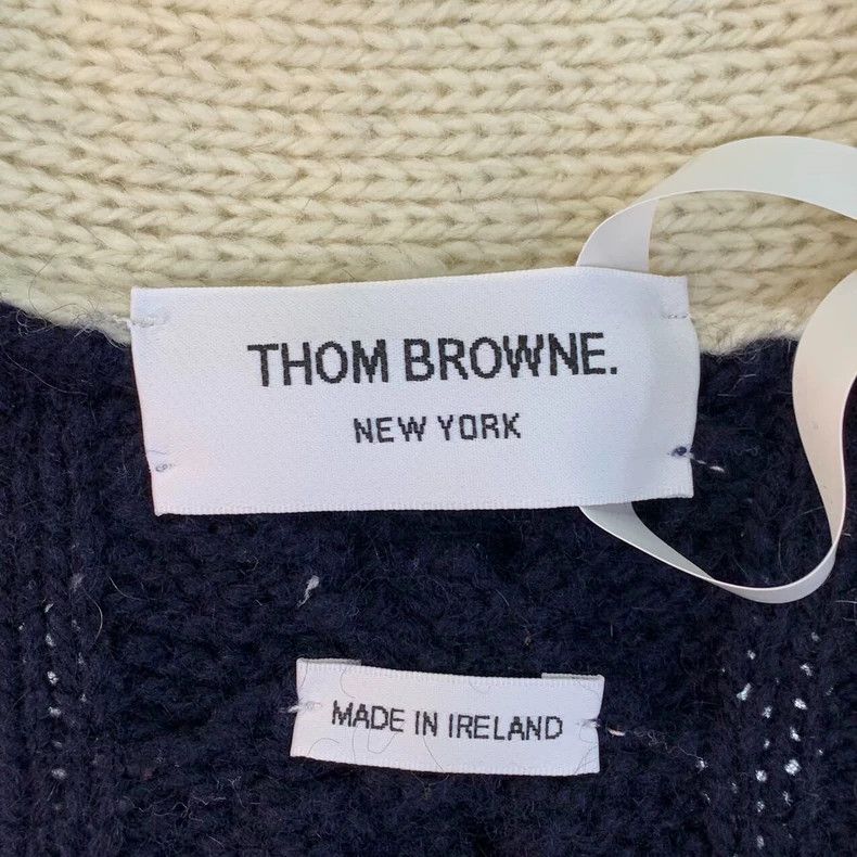 Thom Browne Thom browne Color-matched classic four-bar V-neck single-b Size S / US 4 / IT 40 - 5 Thumbnail