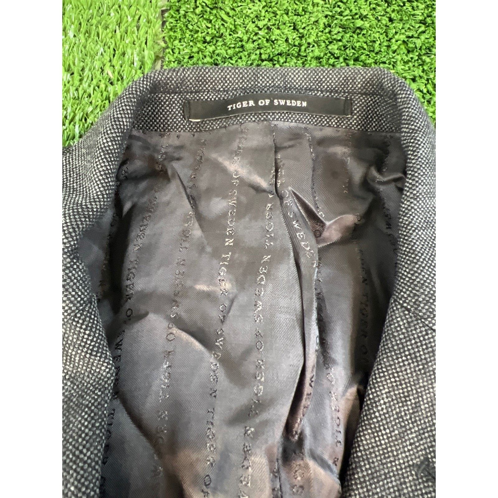 Tiger of Sweden Tiger of Sweden Mens Classic Charcoal Gray Business Size 46 Size 46R - 2 Thumbnail