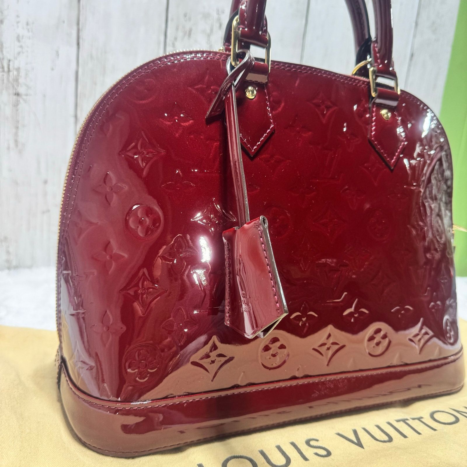 Louis Vuitton Authentic Louis Vuitton Alma Handbag Monogram Vernis SN4114 Size ONE SIZE - 5 Thumbnail