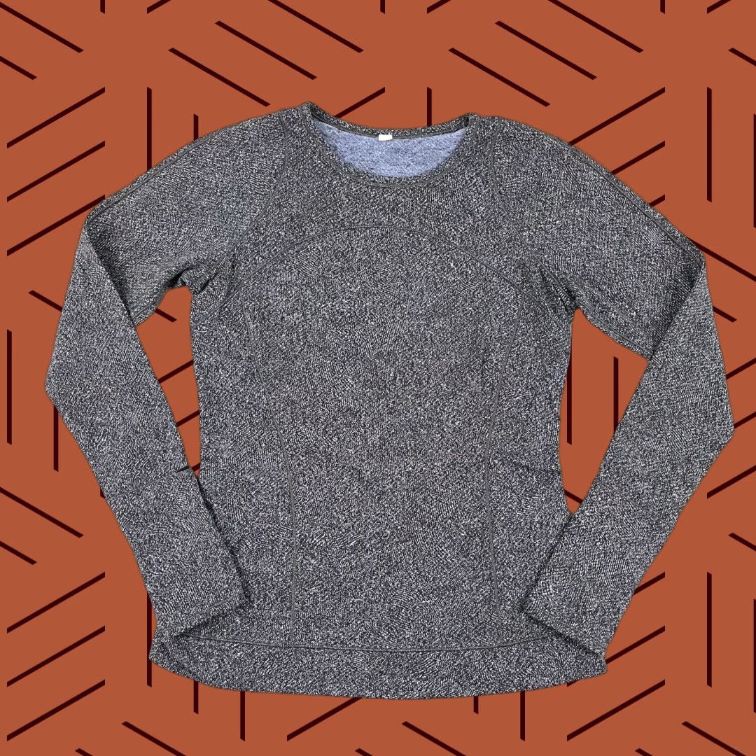 Lululemon Lululemon Shirt Womens Cypress Kiss Long Sleeve Size 8/10 Heather Blue Running Size L / US 10 / IT 46 - 1 Thumbnail