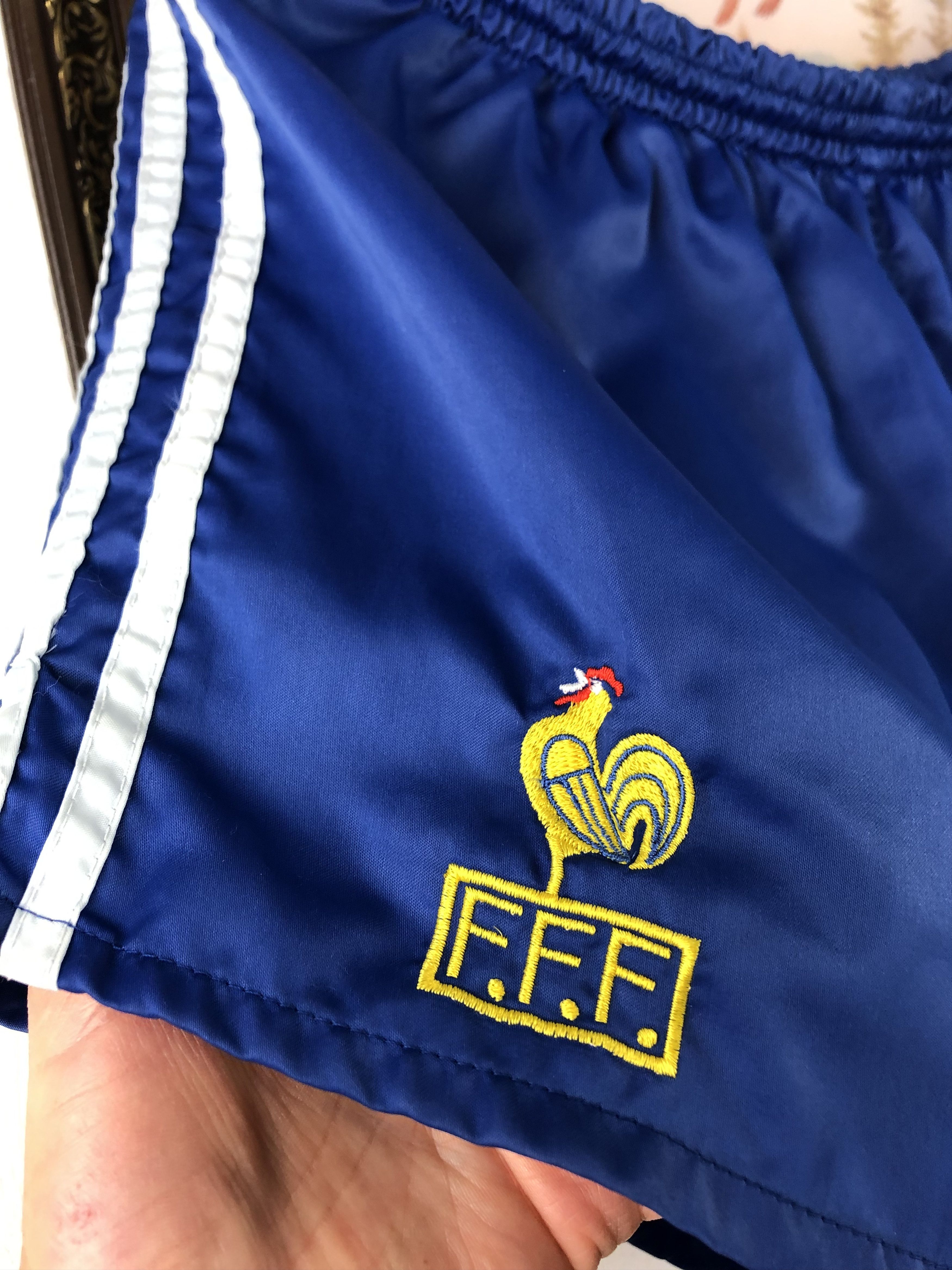 Adidas Vintage France Football Nylon Shorts Rare Soccer Blue Size US 34 / EU 50 - 4 Thumbnail