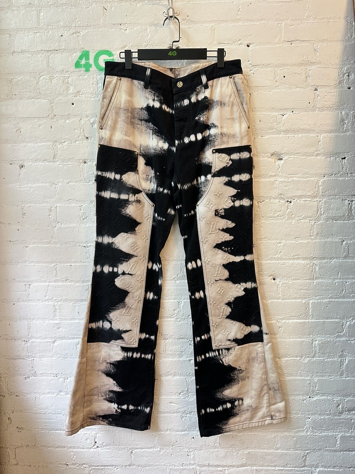 Louis Vuitton Virgil LV Tye Die Flared Monogram Denim Size US 33 - 1 Thumbnail