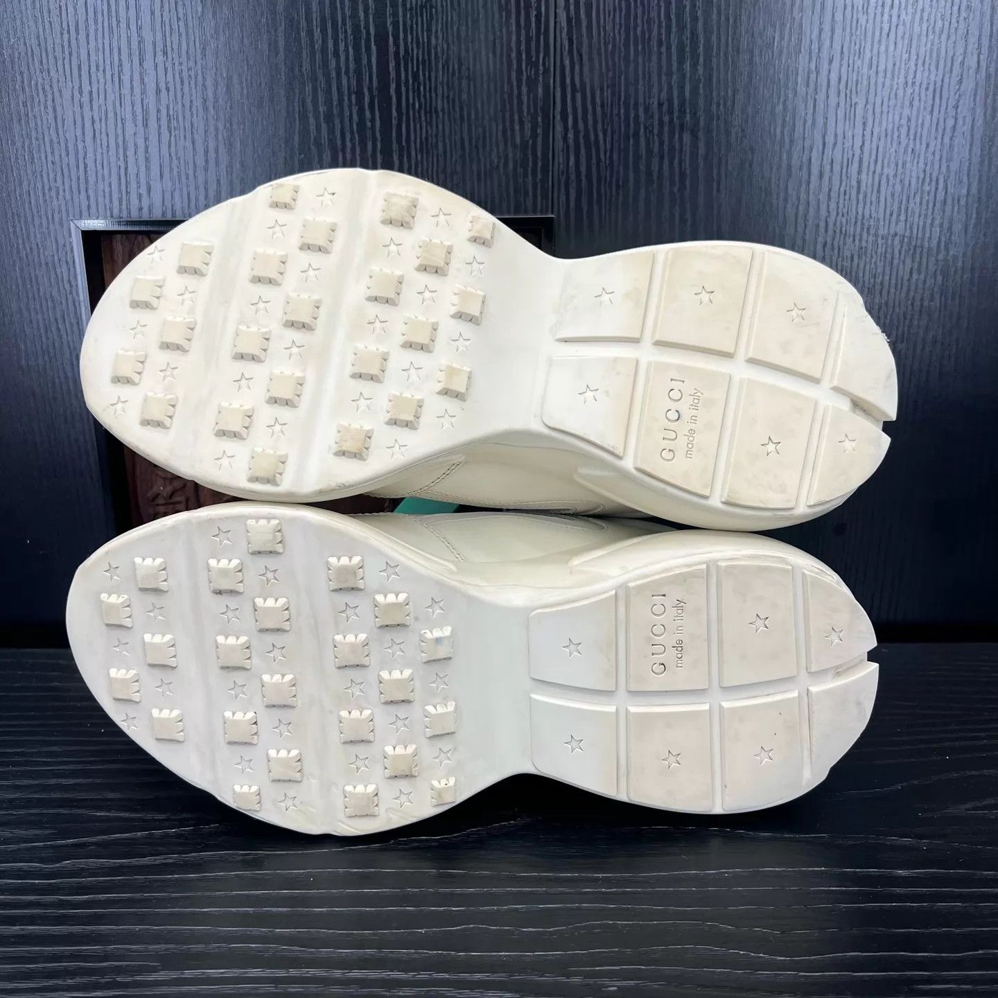 Gucci Gucci Rhyton Blue Yellow Star Sneaker Size 7 (US41) Size US 8 / EU 41 - 6 Thumbnail