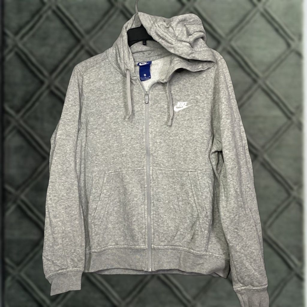 Nike Nike Hoodie Womens Small Grey Cropped Zip Up Full Zip Hooded Pockets Logo Activewear, 90s? No, not applicable. Size M / US 6-8 / IT 42-44 - 1 Thumbnail