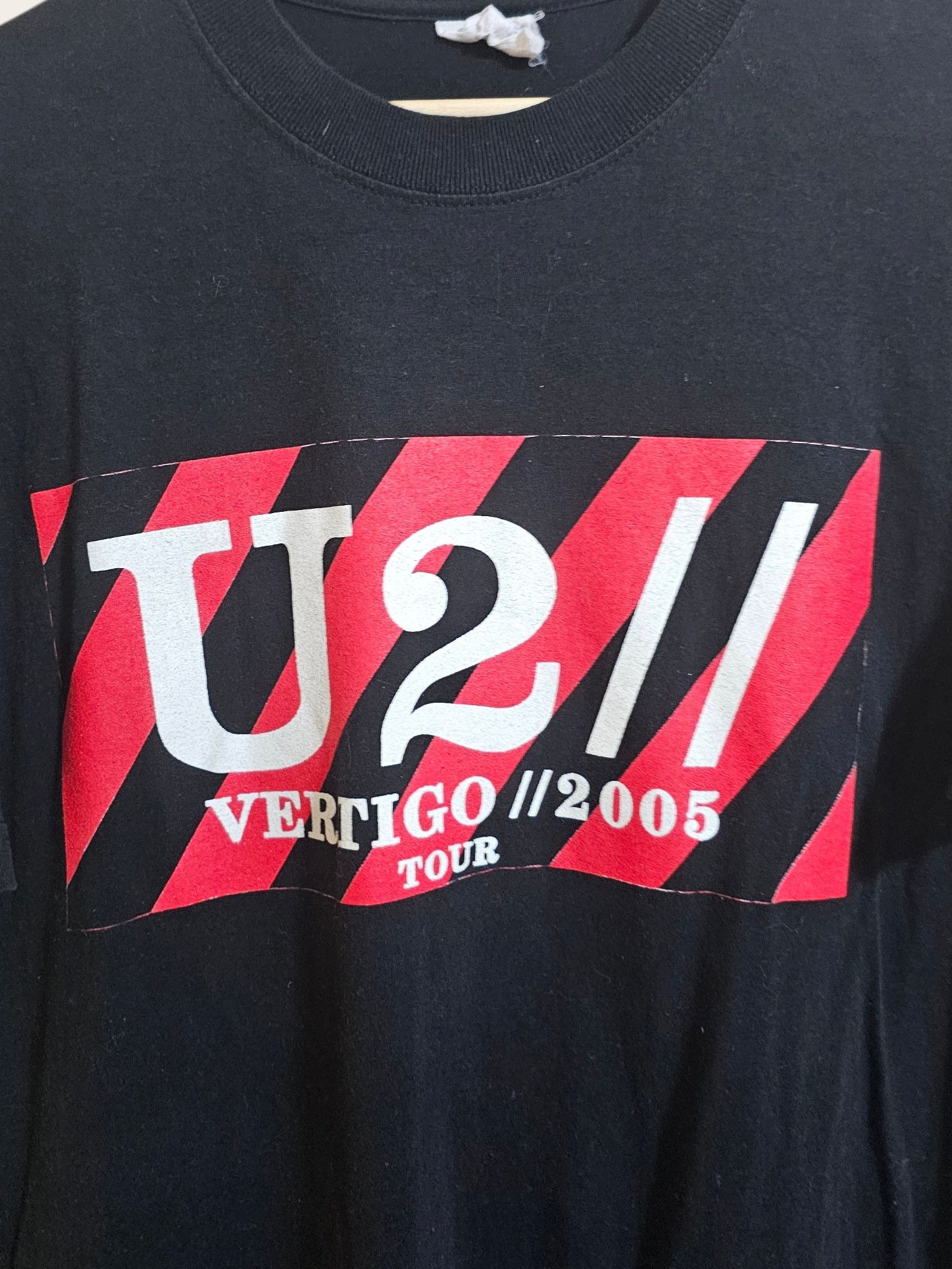 Band Tees U2 Vertigo Tour 2005 Tee Size US L / EU 52-54 / 3 - 2 Thumbnail