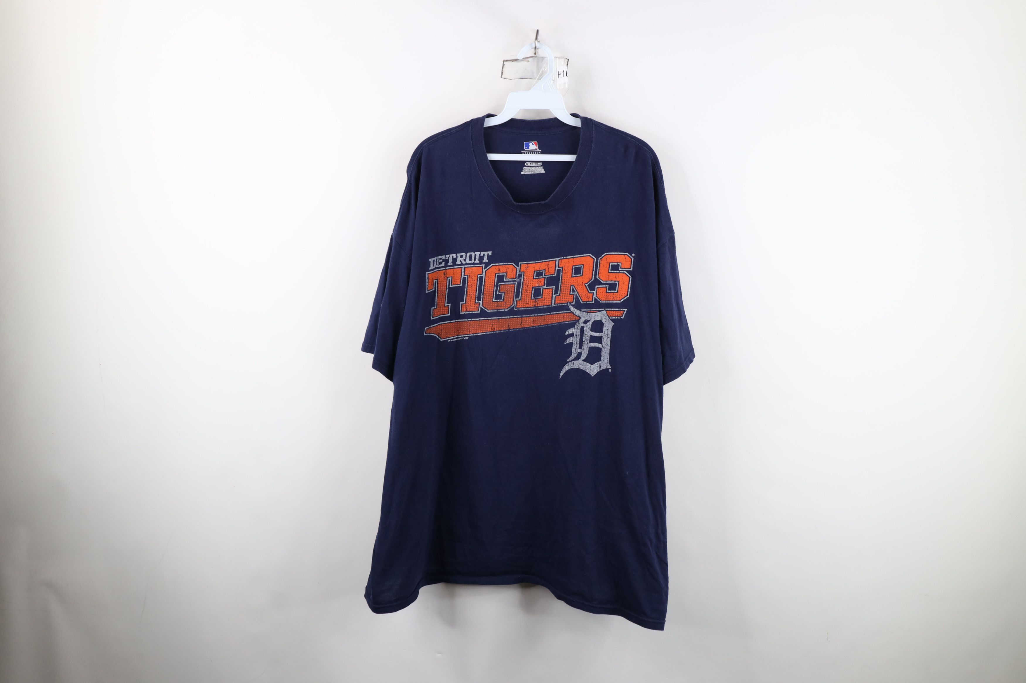 Vintage Vintage Y2K Detroit Tigers Baseball Short Sleeve T-Shirt Size US XXL / EU 58 / 5 - 1 Thumbnail
